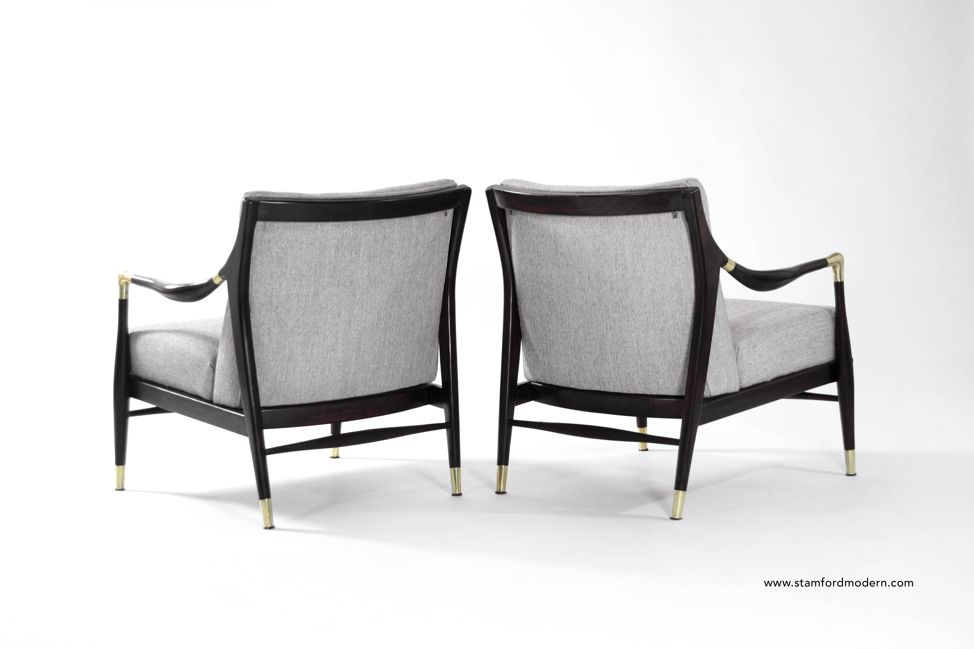 American Pair of Sculptural Lounge Chairs in the Manner of Gio Ponti