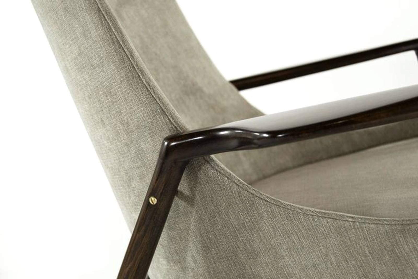 Ib Kofod-Larsen Lounge Chair, Denmark, 1950s In Excellent Condition In Westport, CT