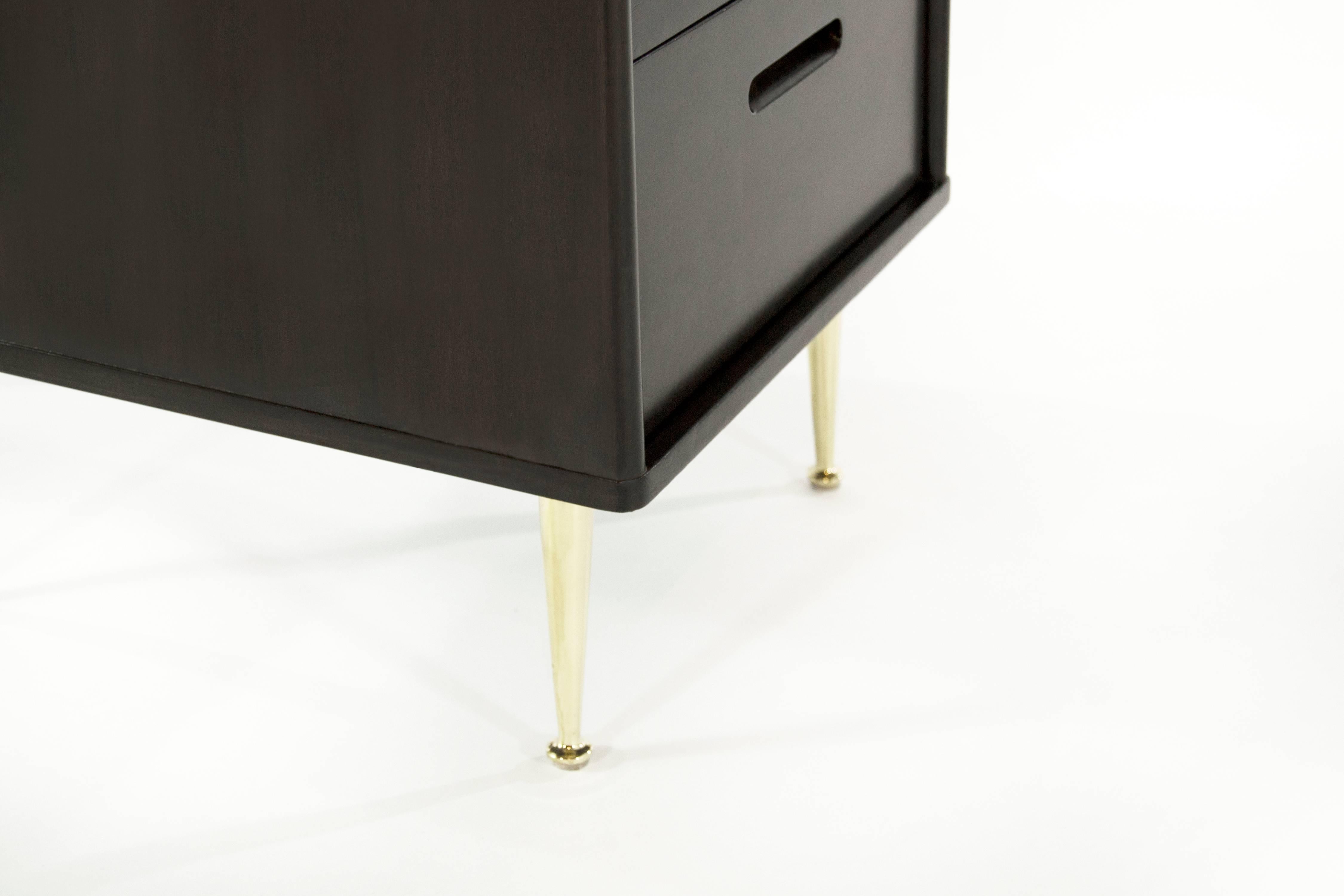 20th Century Pair of Edward Wormley for Dunbar Nightstands