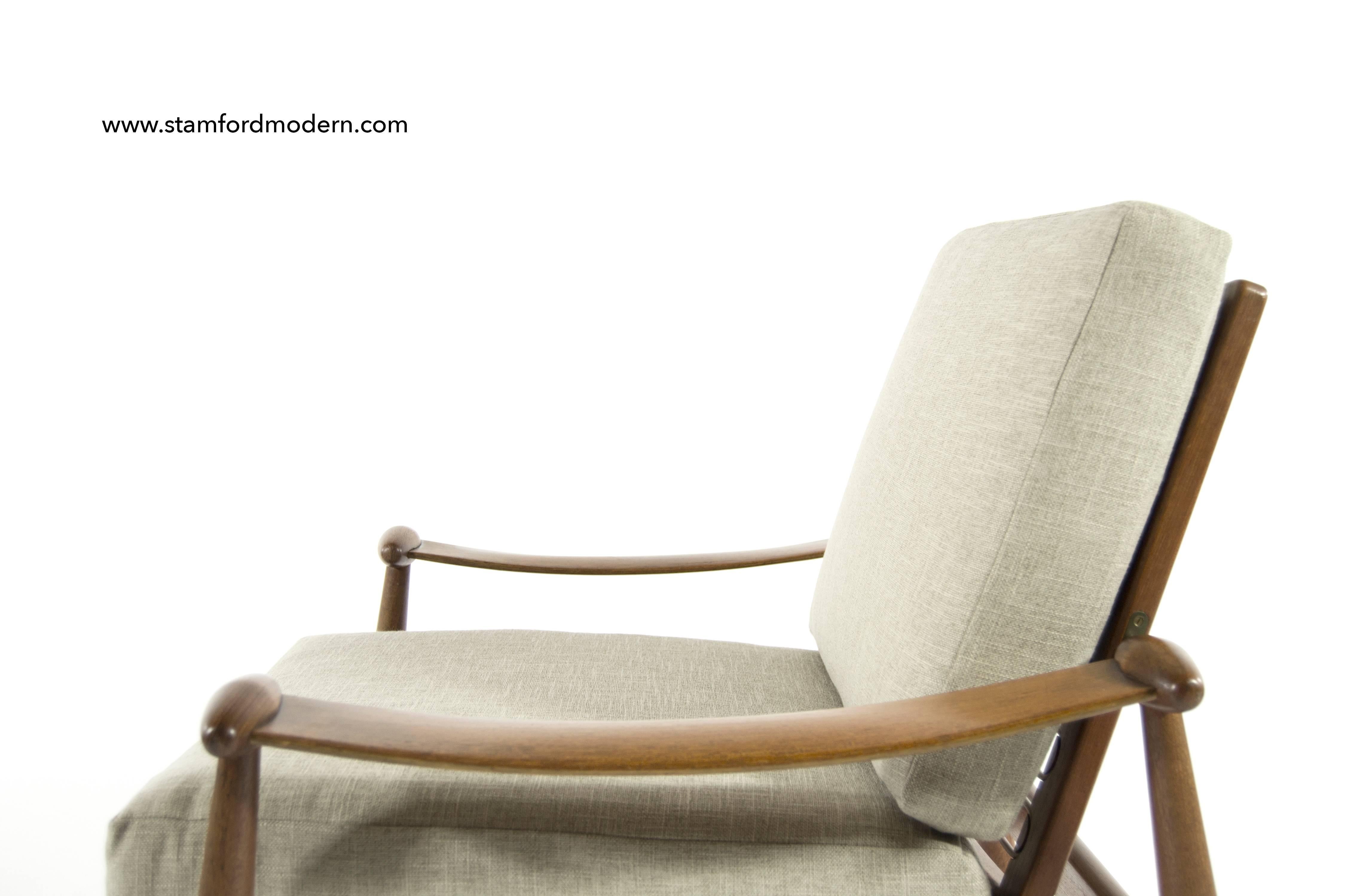 20th Century Spade Lounge Chairs by Finn Juhl for France & Daverkosen