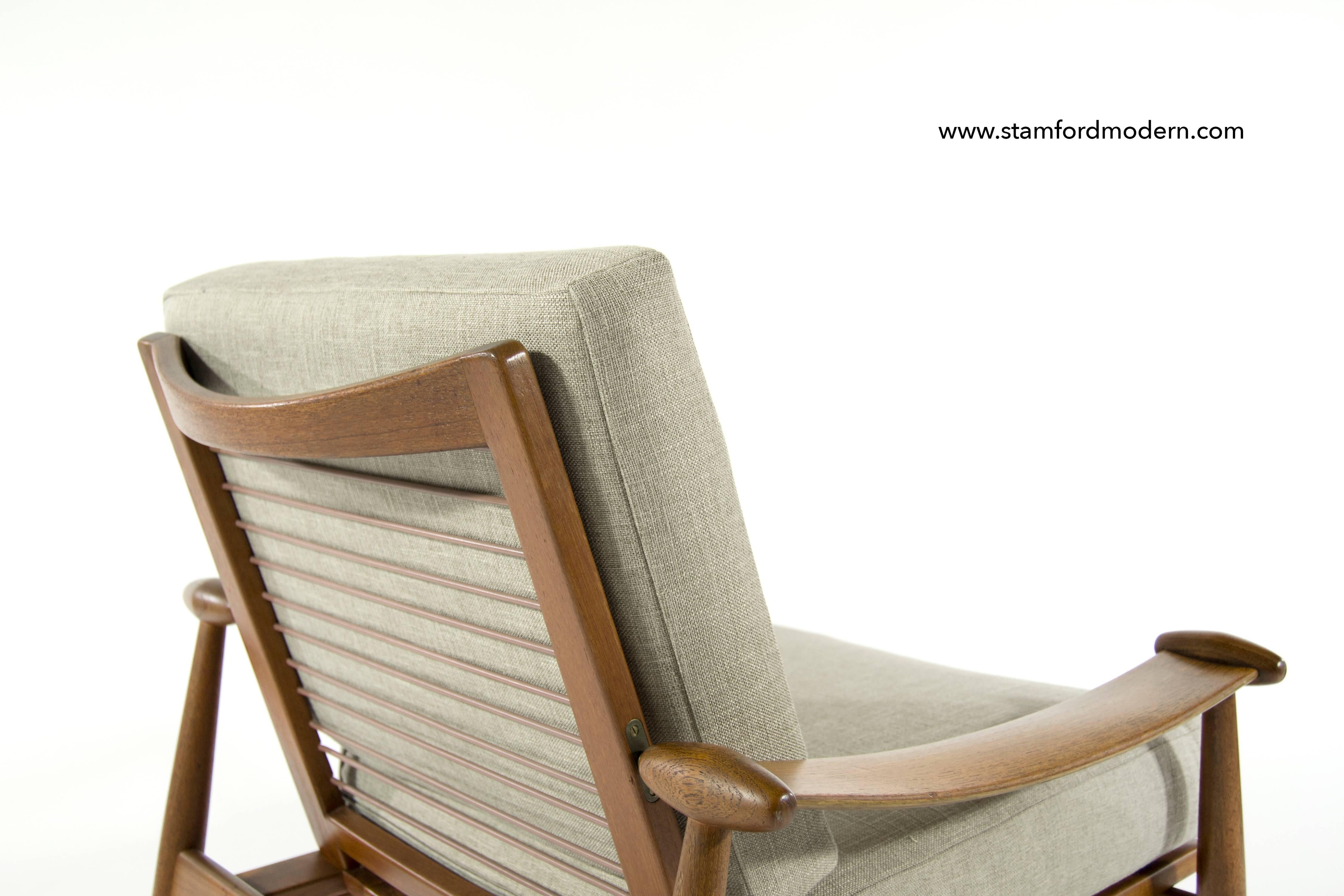 Spade Lounge Chairs by Finn Juhl for France & Daverkosen 2