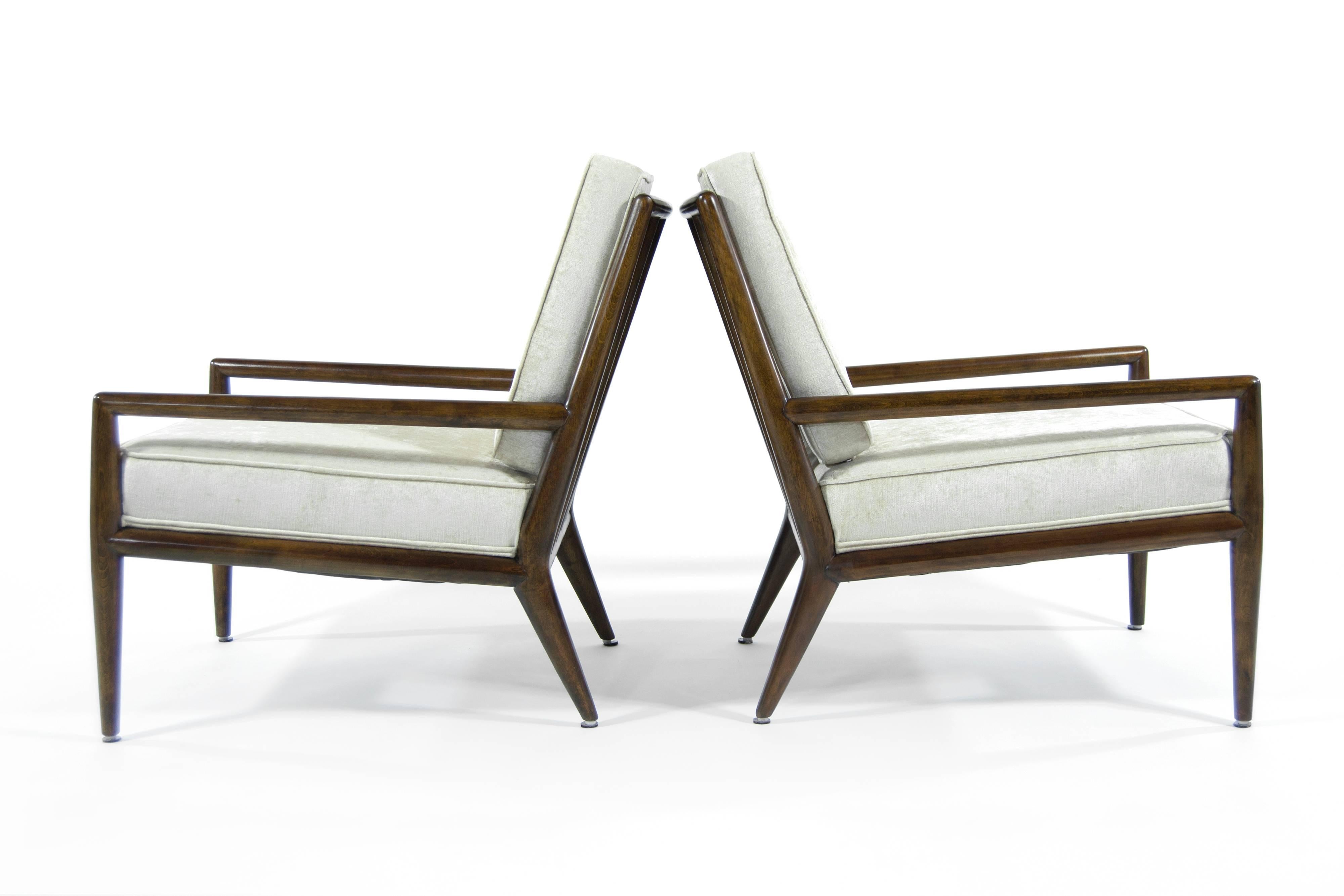 T.H. Robsjohn-Gibbings for Widdicomb Lounge Chairs In Excellent Condition In Westport, CT