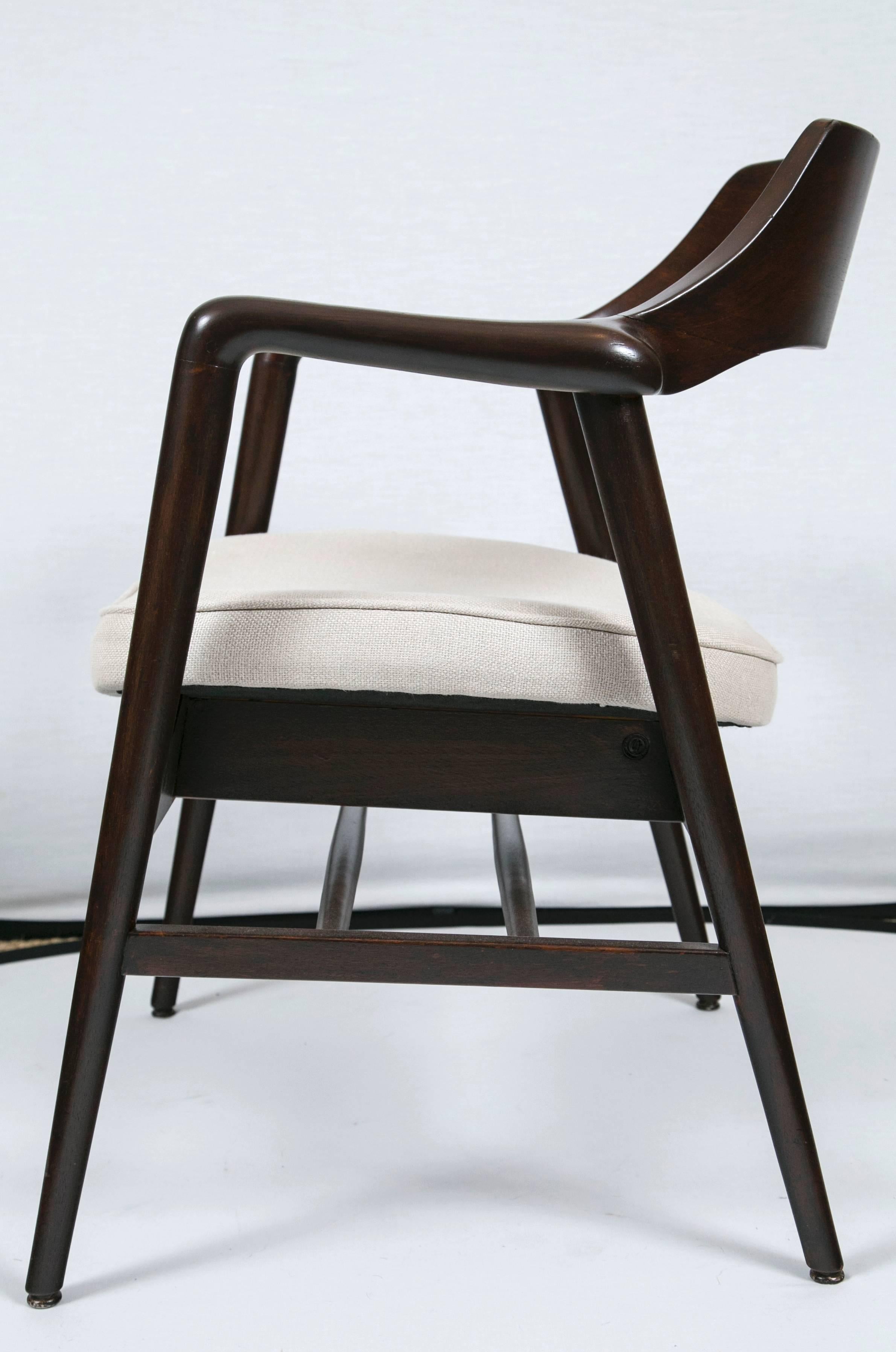 Gunlocke Wood Framed Armchair In Excellent Condition In Wilton, CT