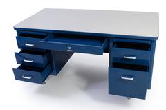 Bureau Tanker de Steelcase en bleu marine:: édité par Montage