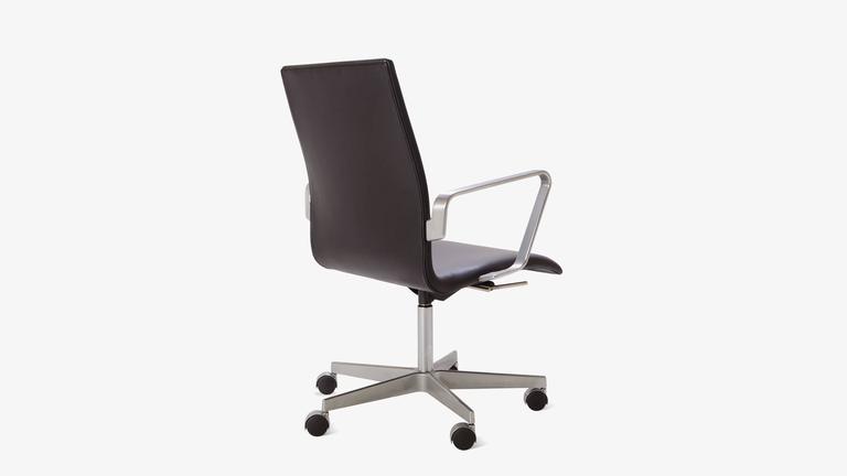 Oxford Classic Low Back Chairs In Leather By Arne Jacobsen For Fritz Hansen S 6 For Sale At 1stdibs
