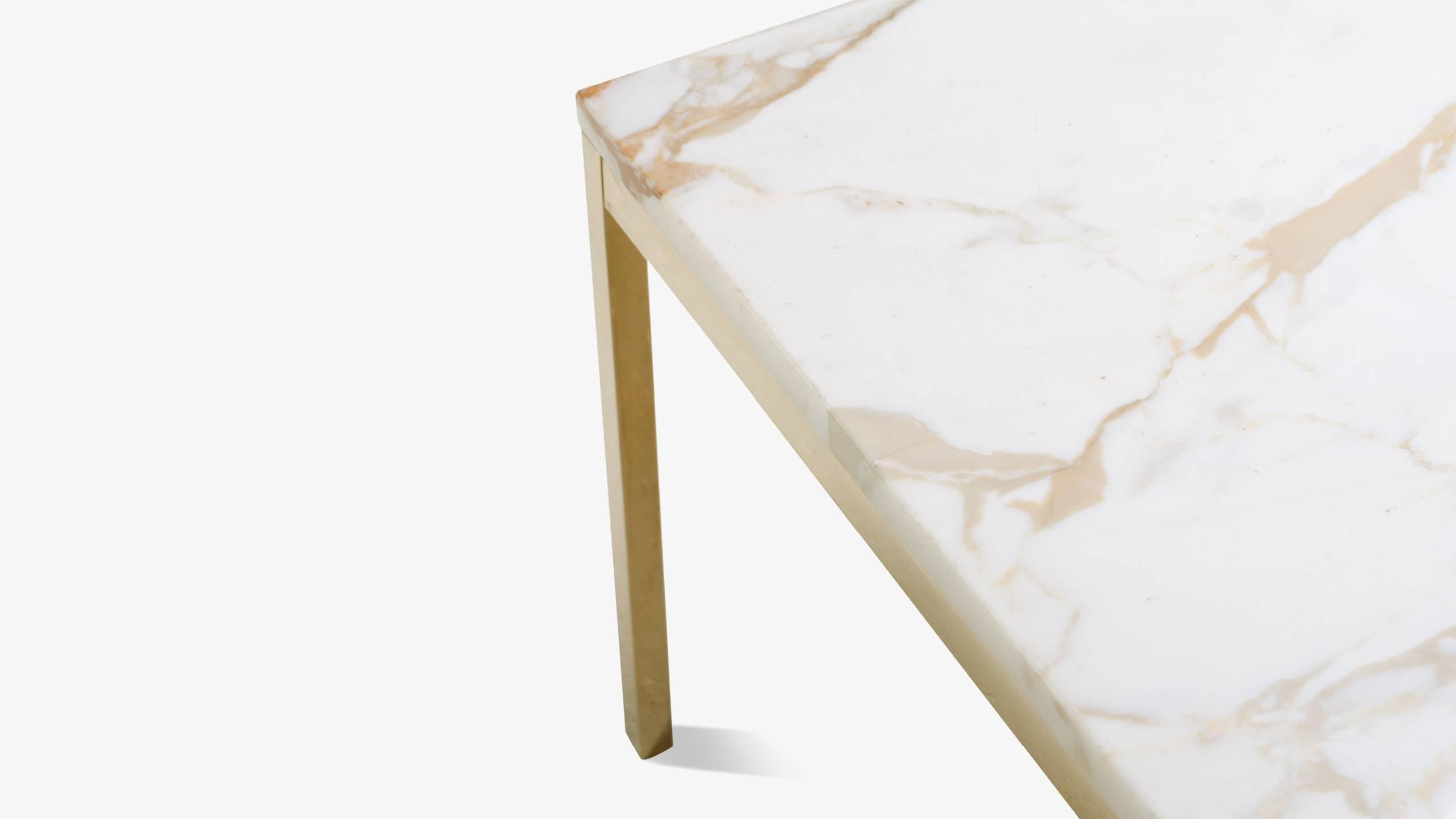 calacatta marble table