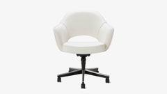 Saarinen Executive Arm Chair in Ivory Basket Weave, Swivel Base