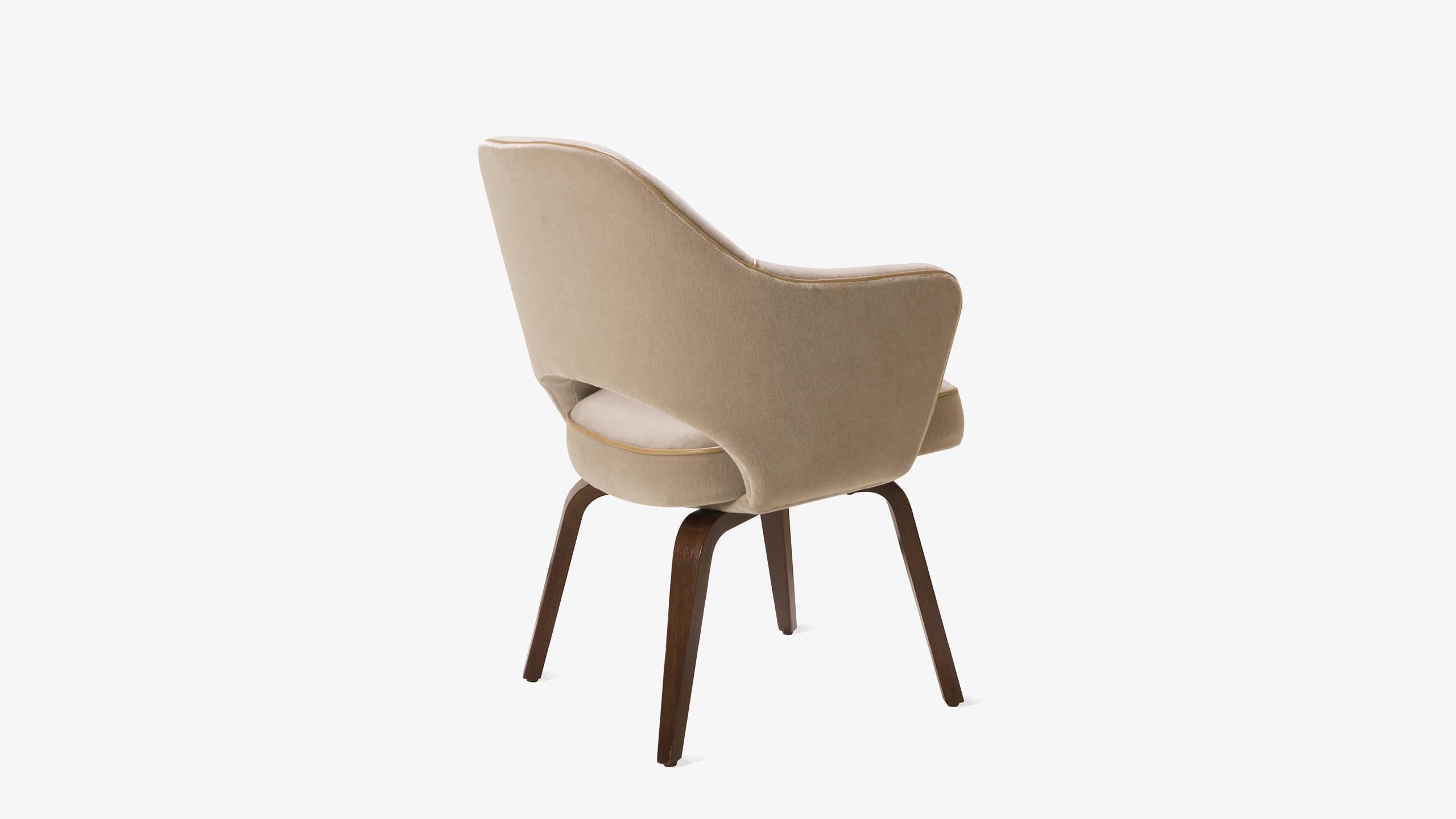American Saarinen Executive Armchair with Walnut Legs in Mohair and Leather Piping