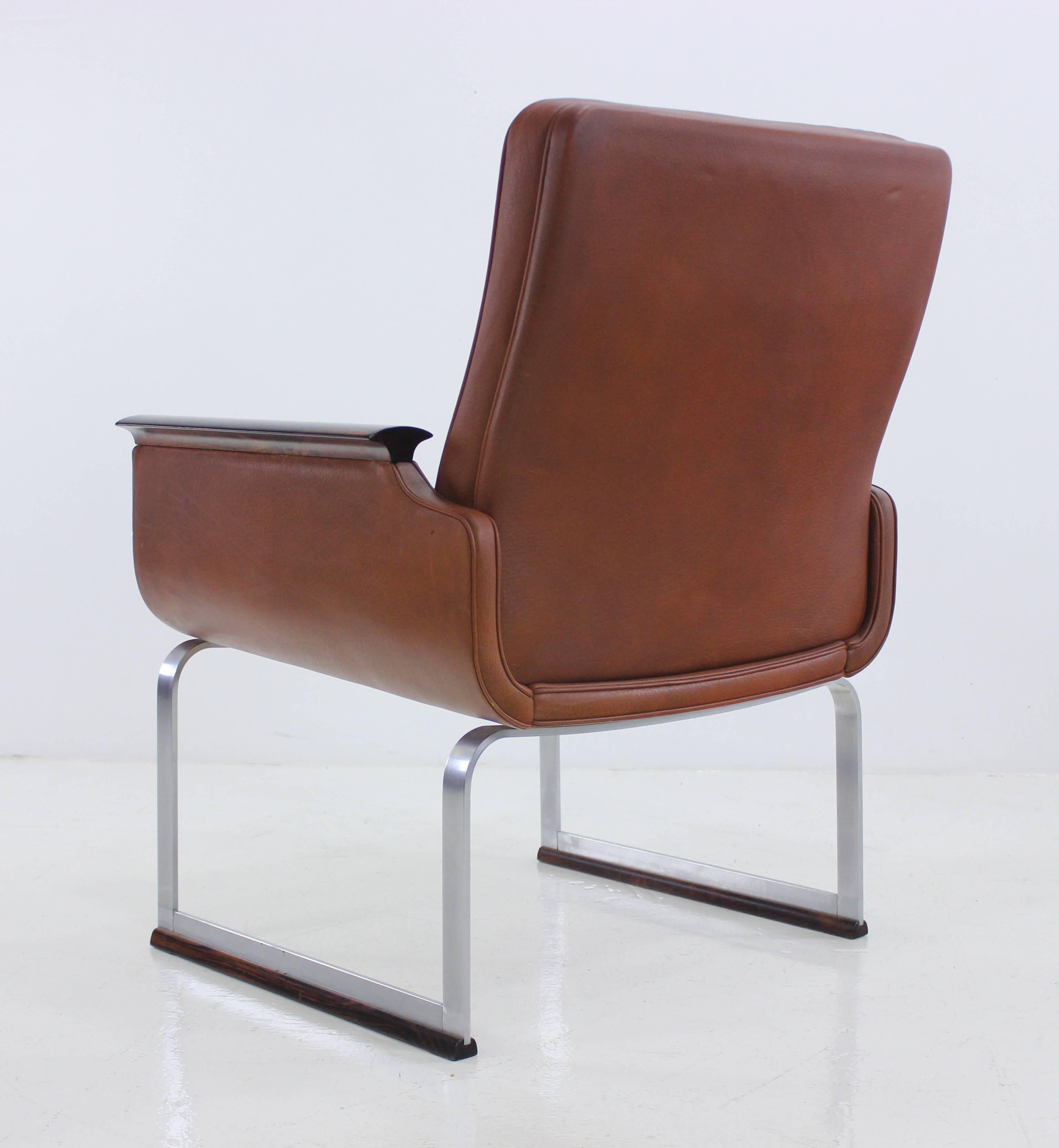 Pair of Danish Modern Steel and Leather Armchairs by Vatne Mobler For Sale 1