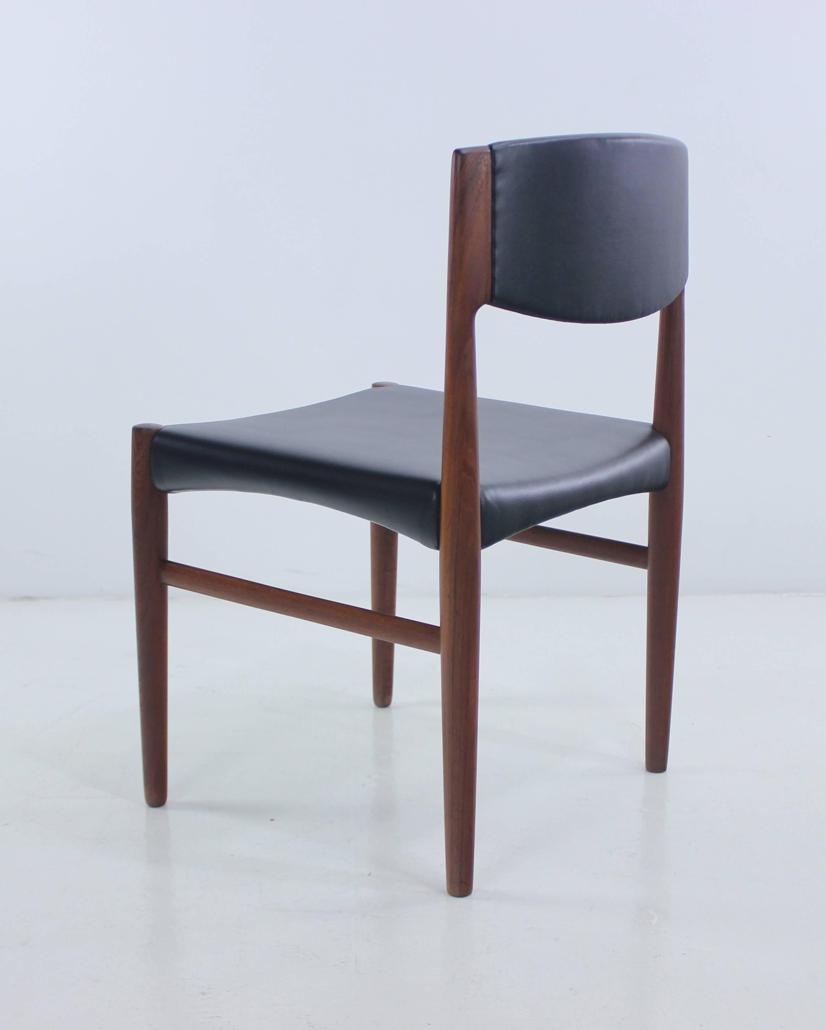 Set of Six Danish Modern Teak Dining Chairs by Glostrup Mobelfabrik In Excellent Condition For Sale In Portland, OR