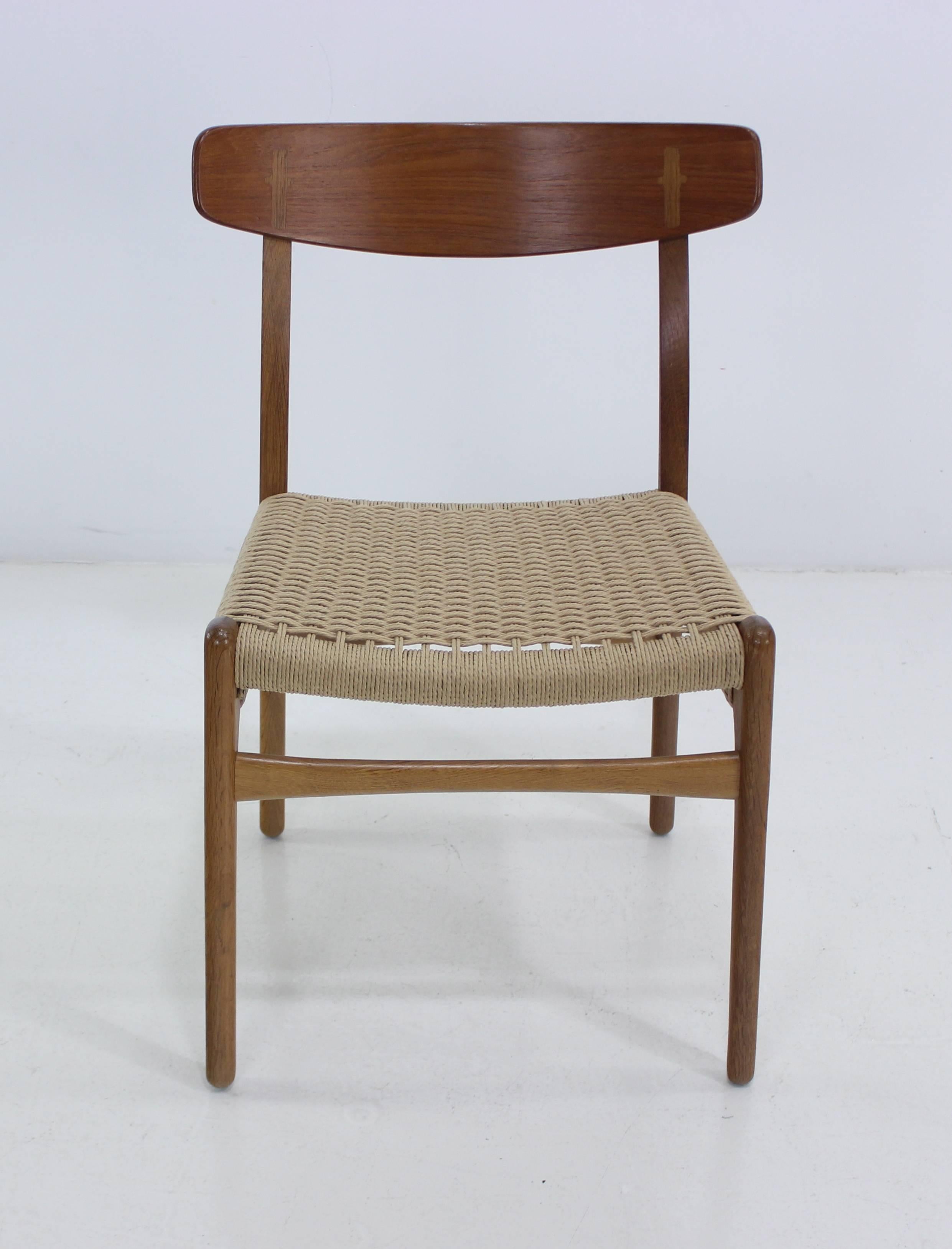 Danish Modern Eight Chair Dropleaf Dining Set Designed by Hans Wegner For Sale 2