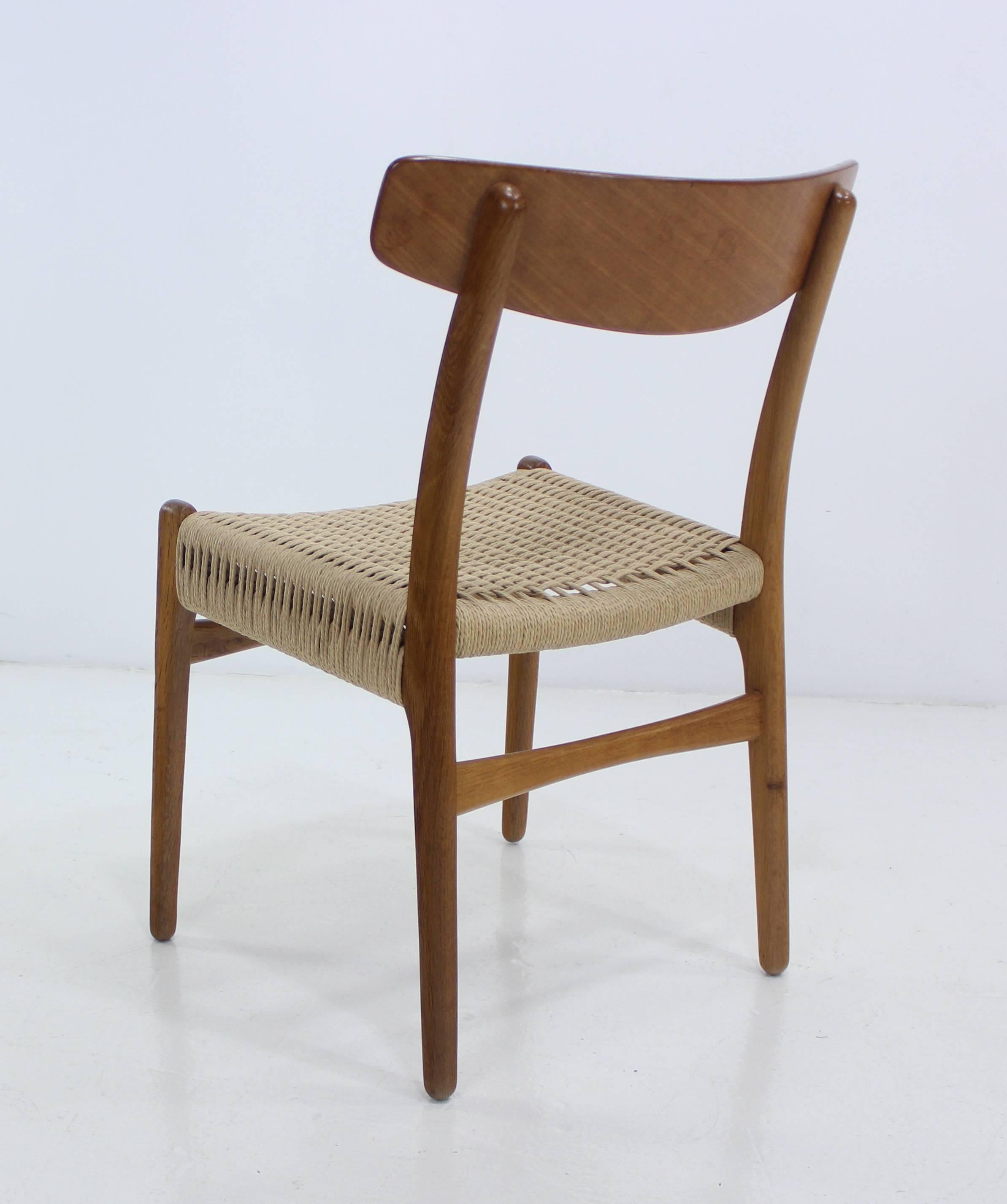 Danish Modern Eight Chair Dropleaf Dining Set Designed by Hans Wegner For Sale 4