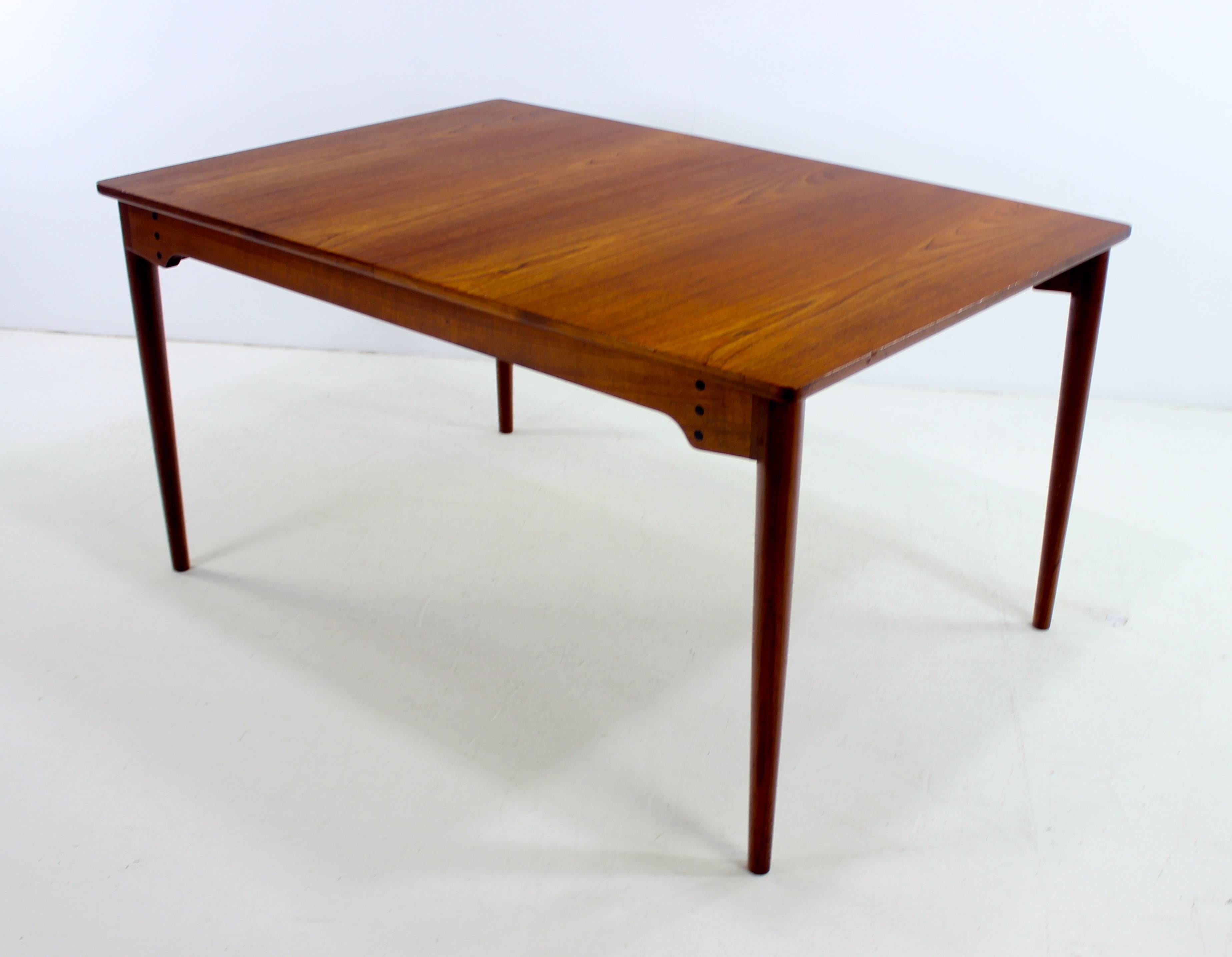 Danish Modern Teak Dining Table Designed by Finn Juhl In Excellent Condition For Sale In Portland, OR