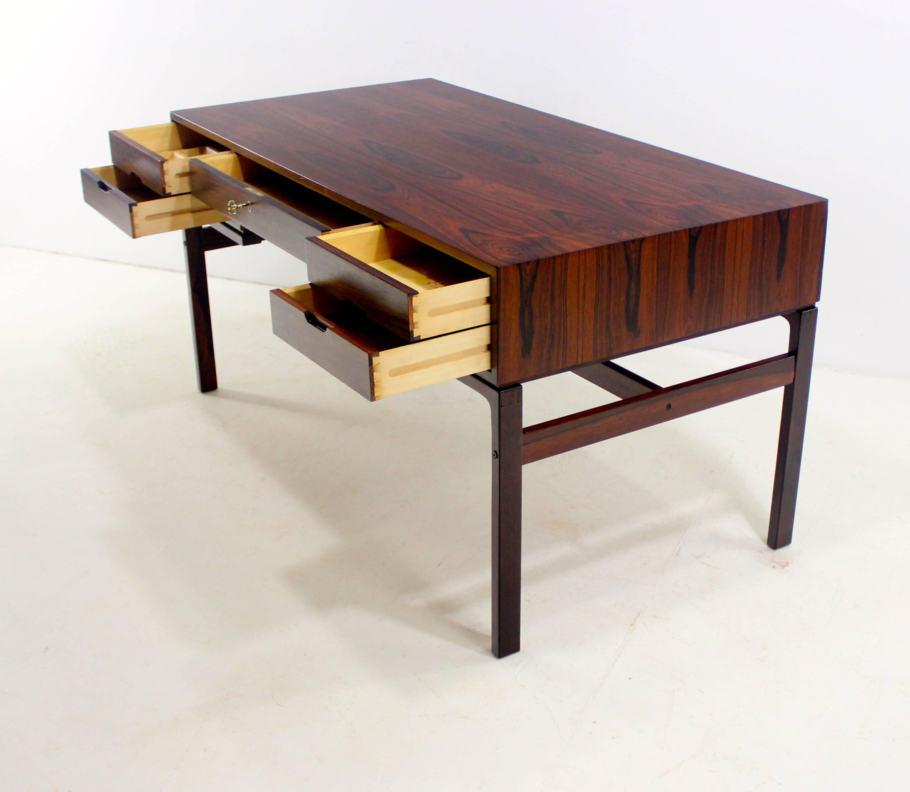 20th Century Danish Modern Rosewood Desk Designed by Arne Wahl Iversen For Sale