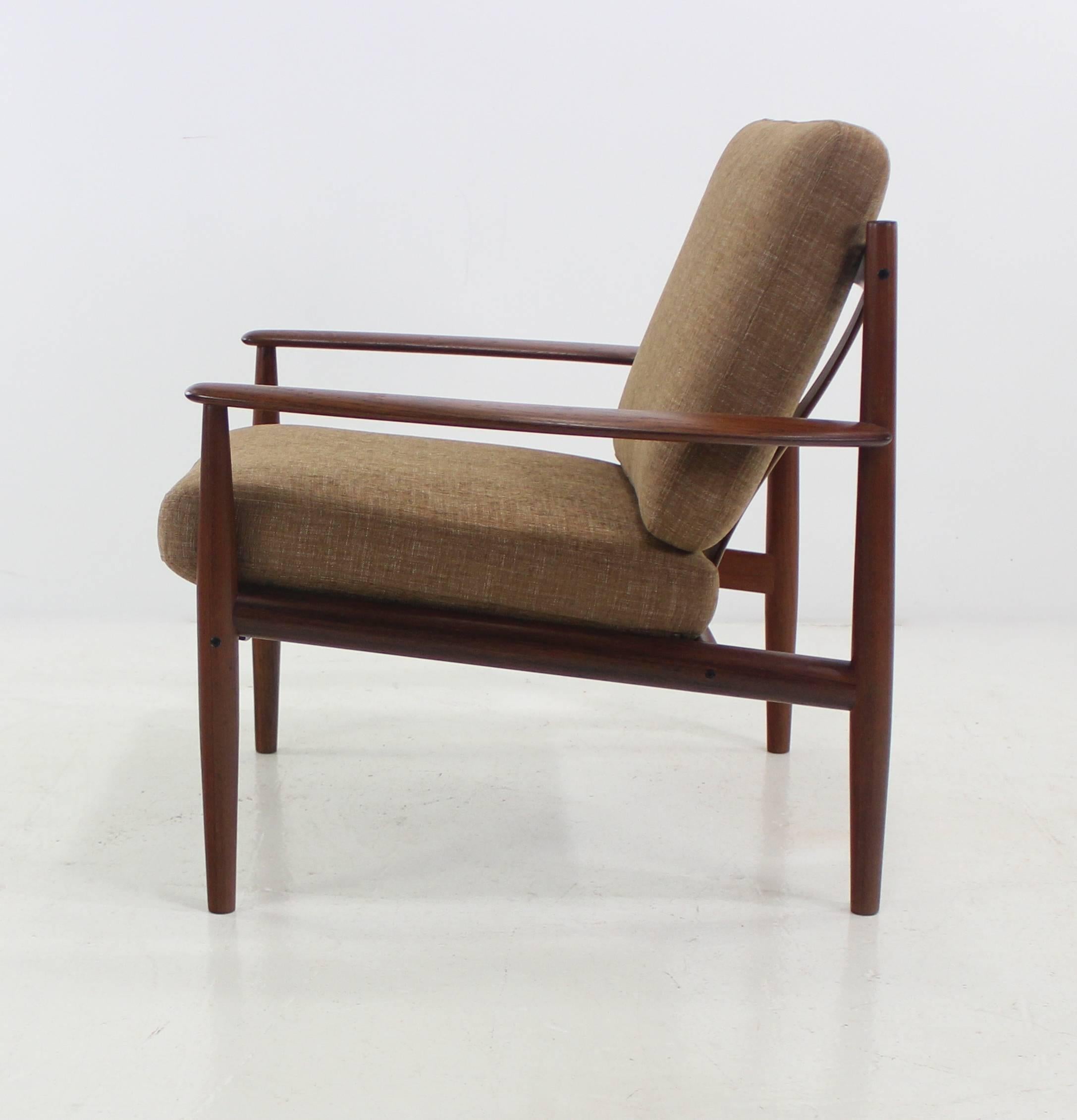 Pair of Danish Modern Teak Armchairs Designed by Grete Jalk For Sale 1