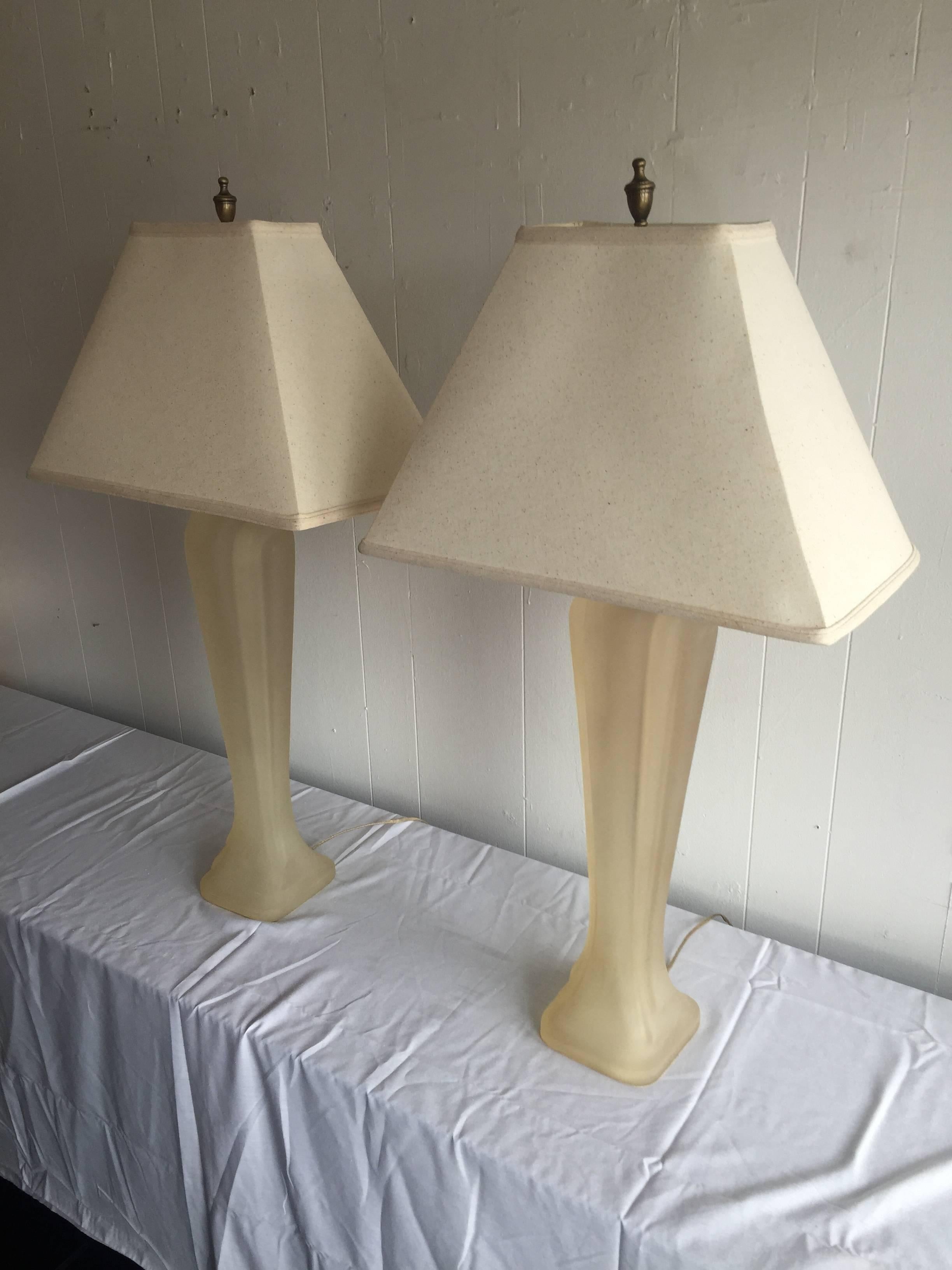 Frosted Pair of Paolo Gucci for Gucci Opaque Lucite Table Lamps