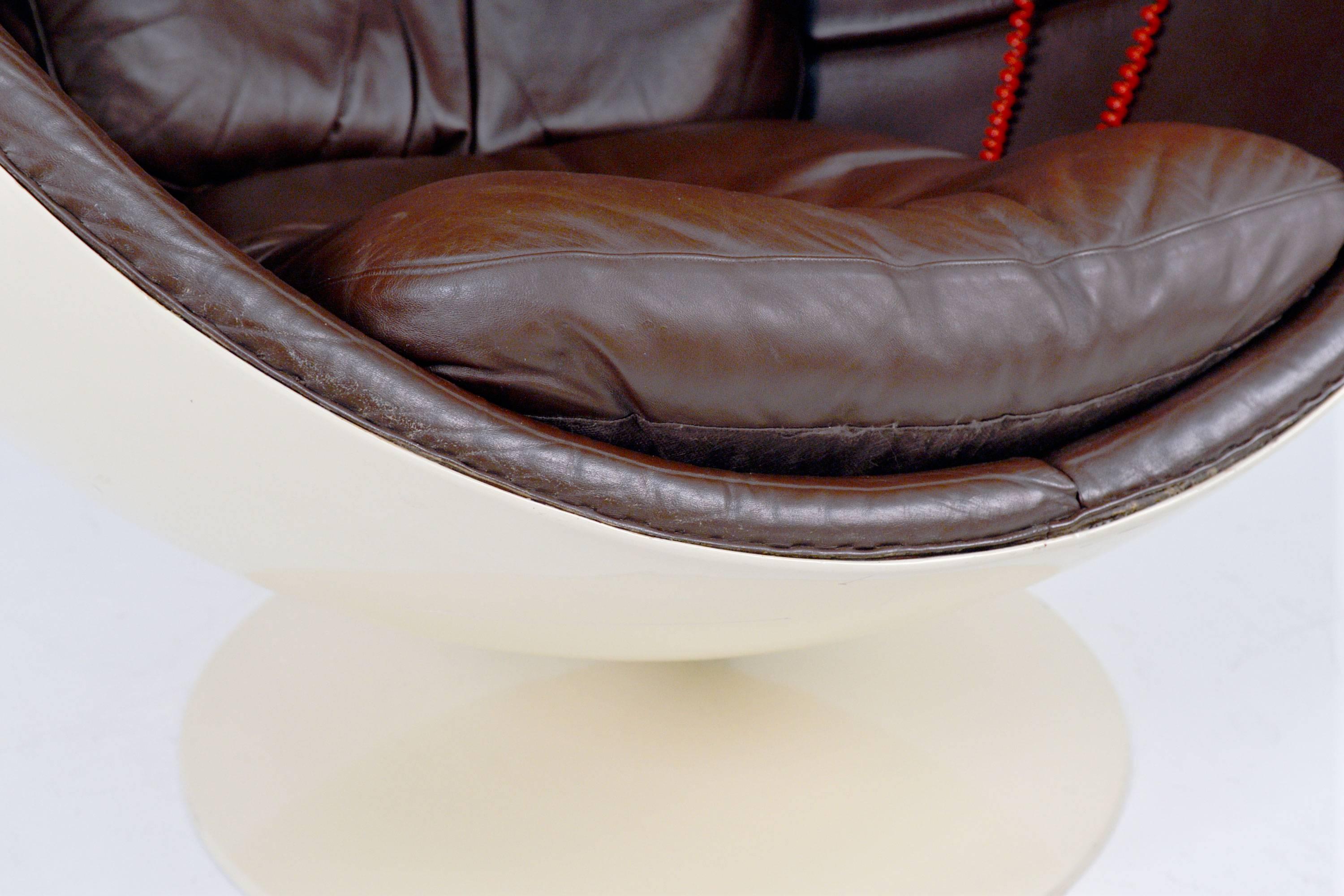 Finnish Extremely Rare Ball Chair by Eero Aarnio Made by Asko with Phone !!