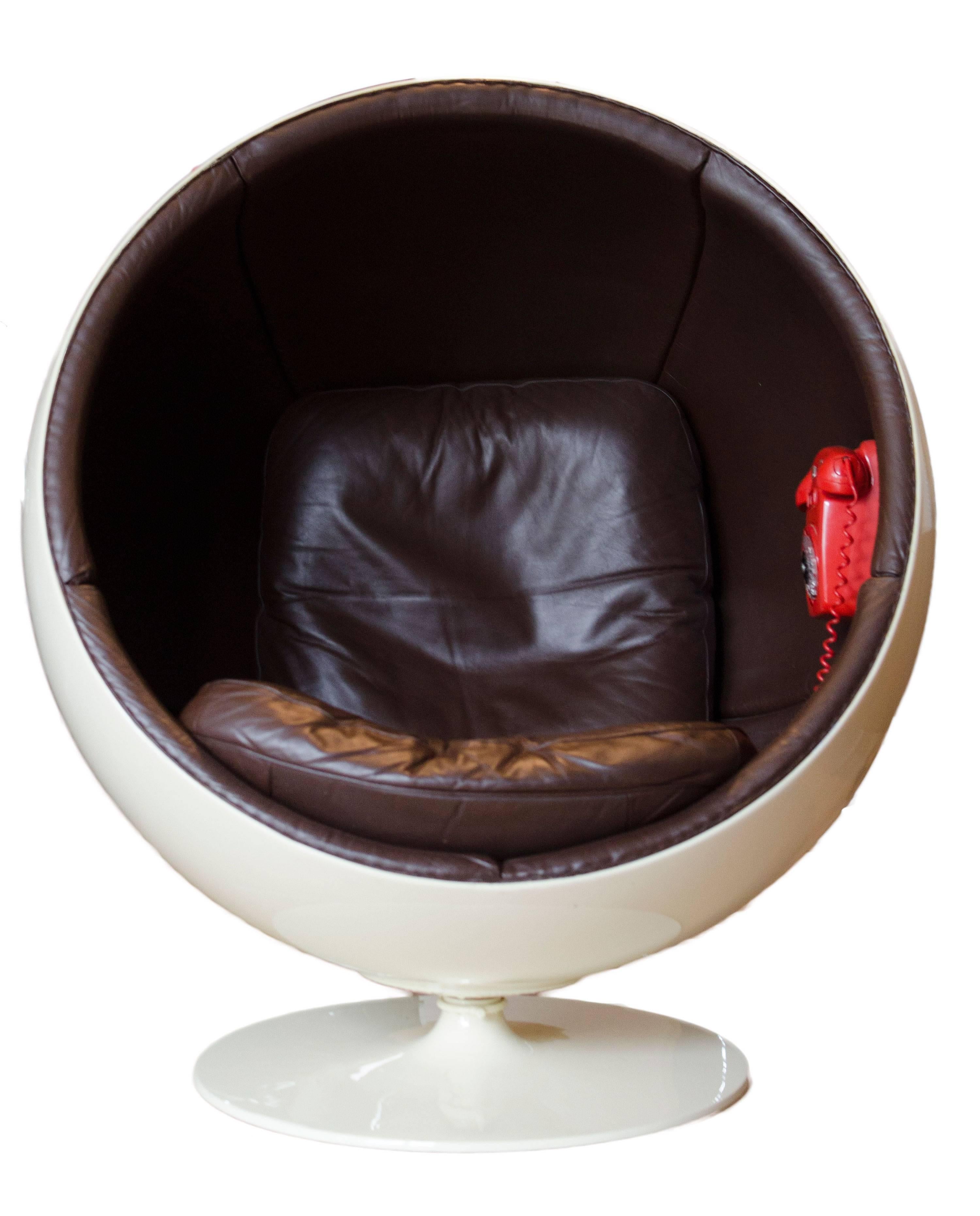 Extrem seltener Ball Chair von Eero Aarnio Made by Asko mit Telefon !! (Finnisch)