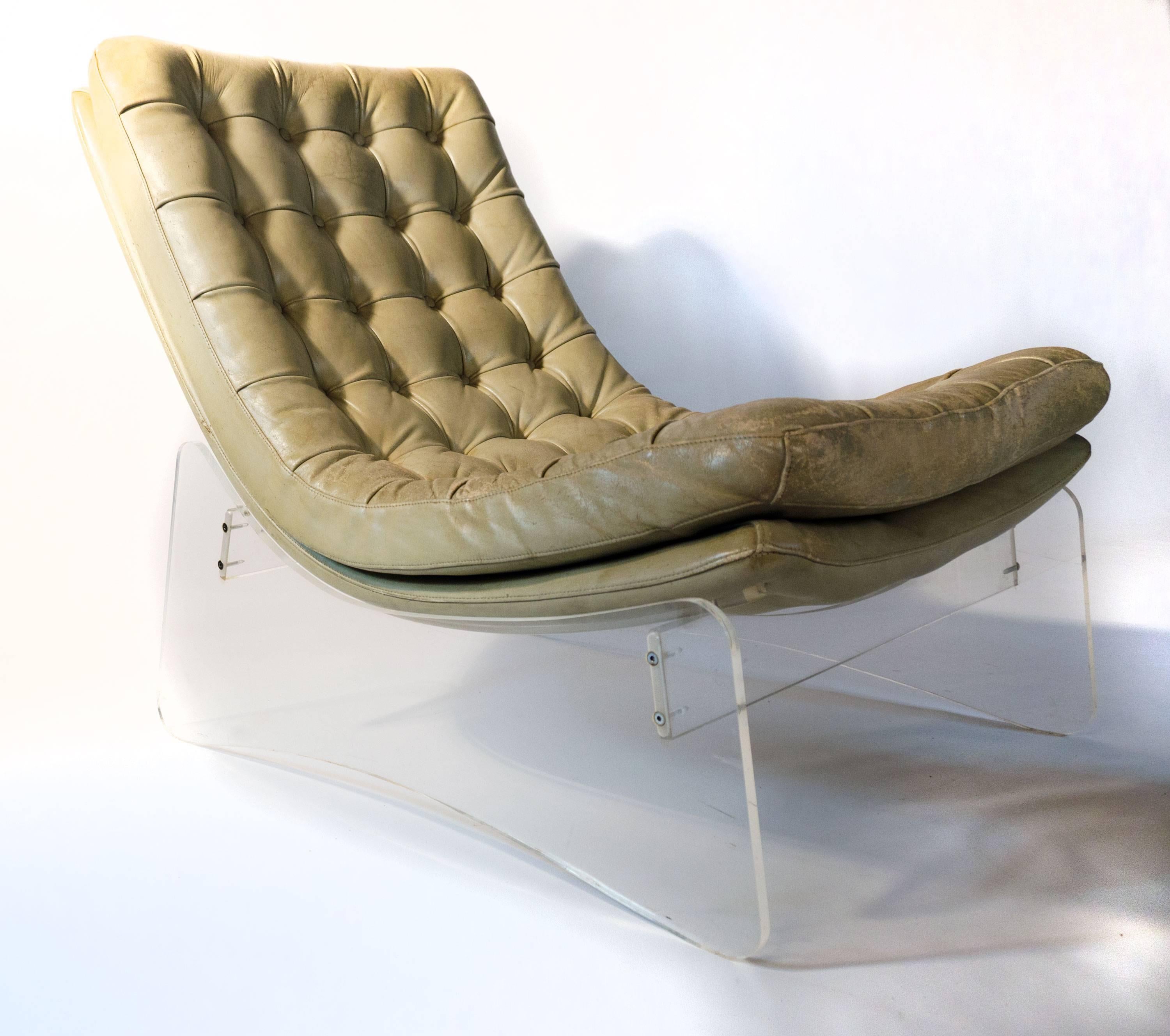 Very Rare Italian Lucite Plexiglass Leather Lounge Chair For Sale 2