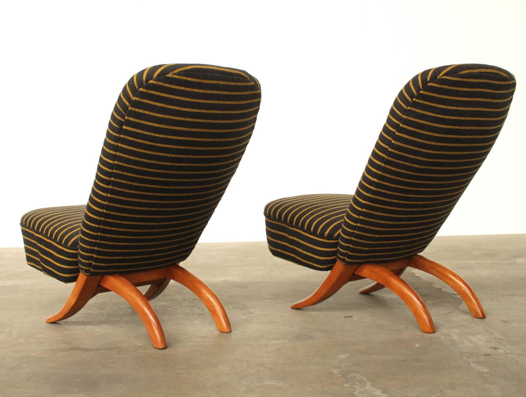 Set of Two Congo Chairs by Theo Ruth for Artifort, Dutch Design, circa 1950 In Excellent Condition In Amsterdam, NL