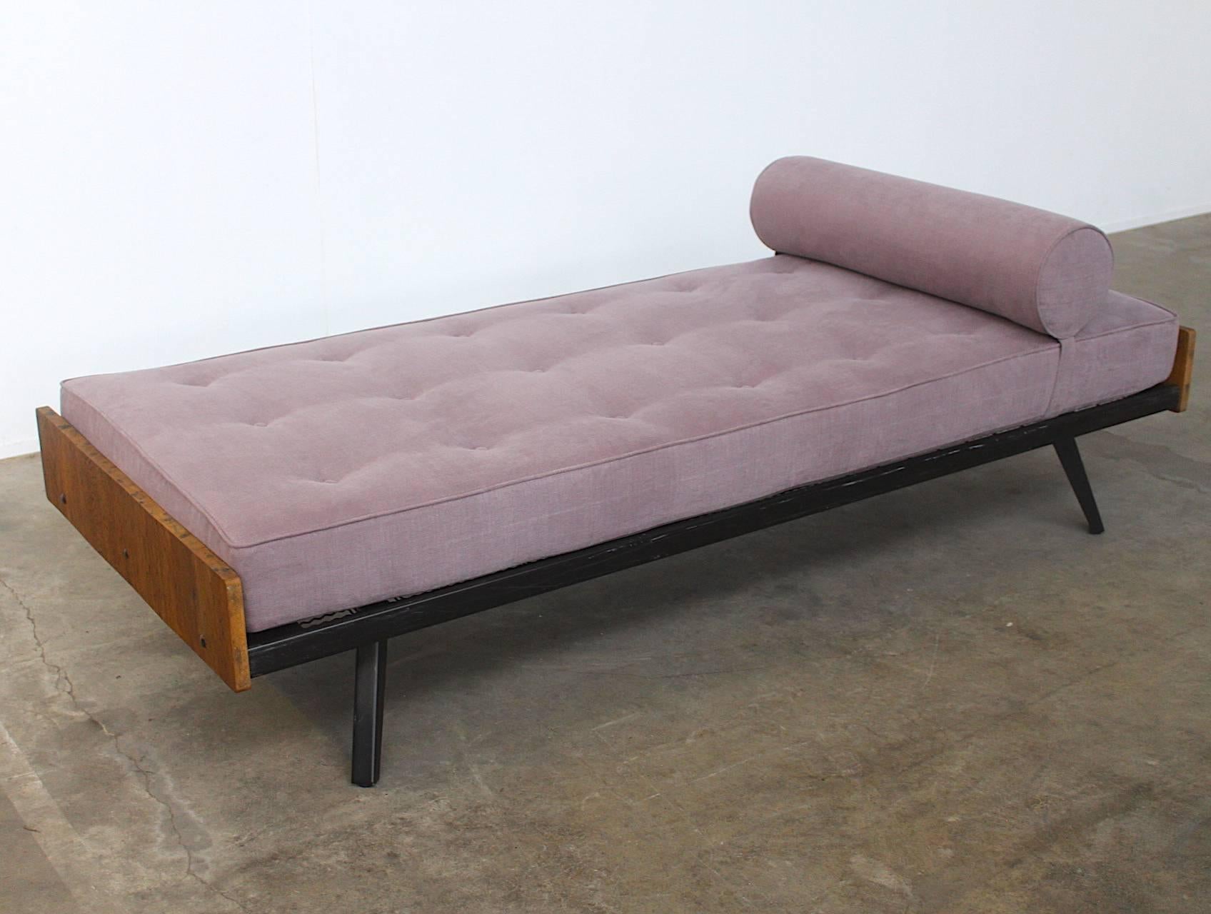 Mid-20th Century French Jean Prouvé Style Daybed, circa 1950