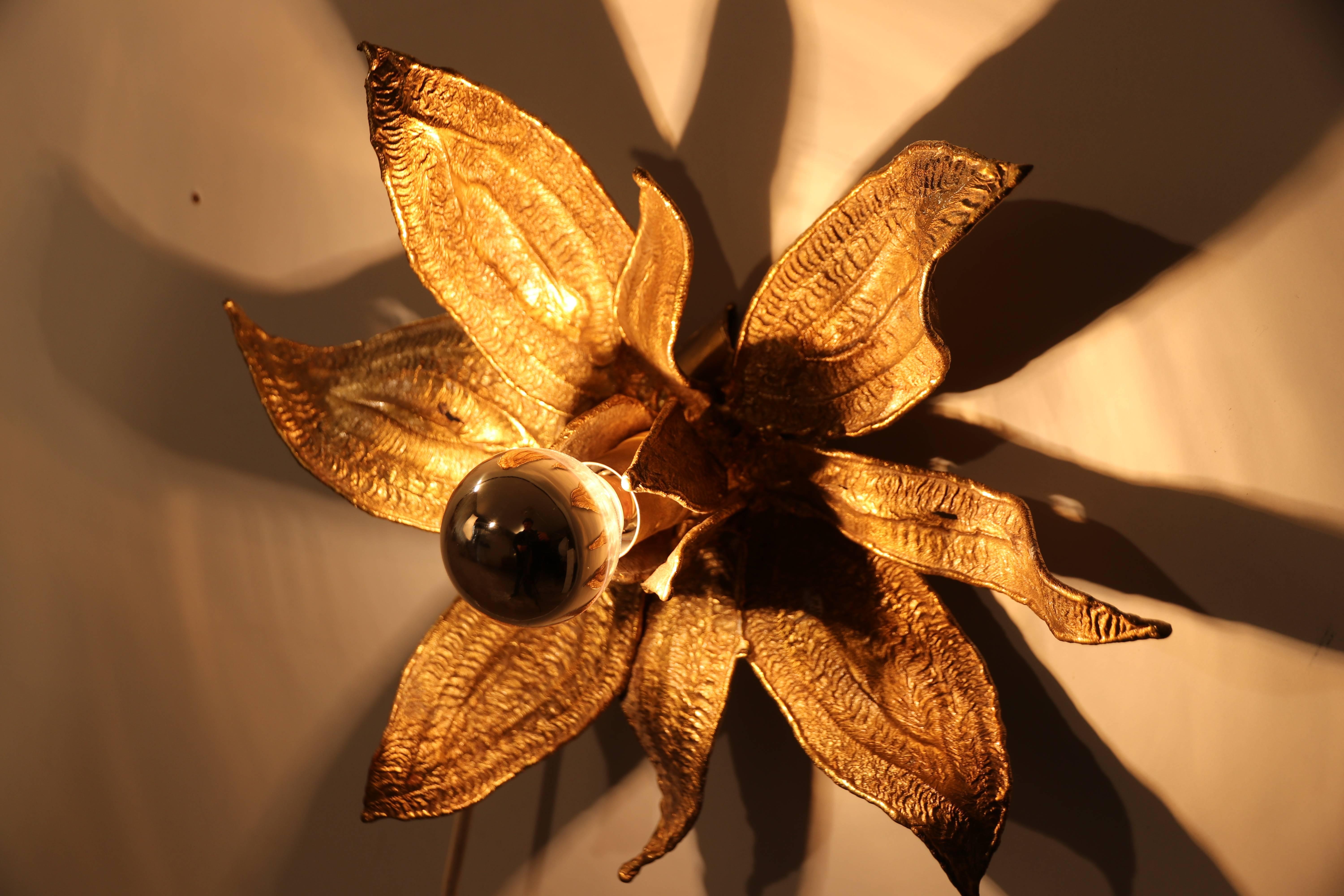 Brutalist Gilt Bronze Floral Sconce by Paul Moerenhout For Sale