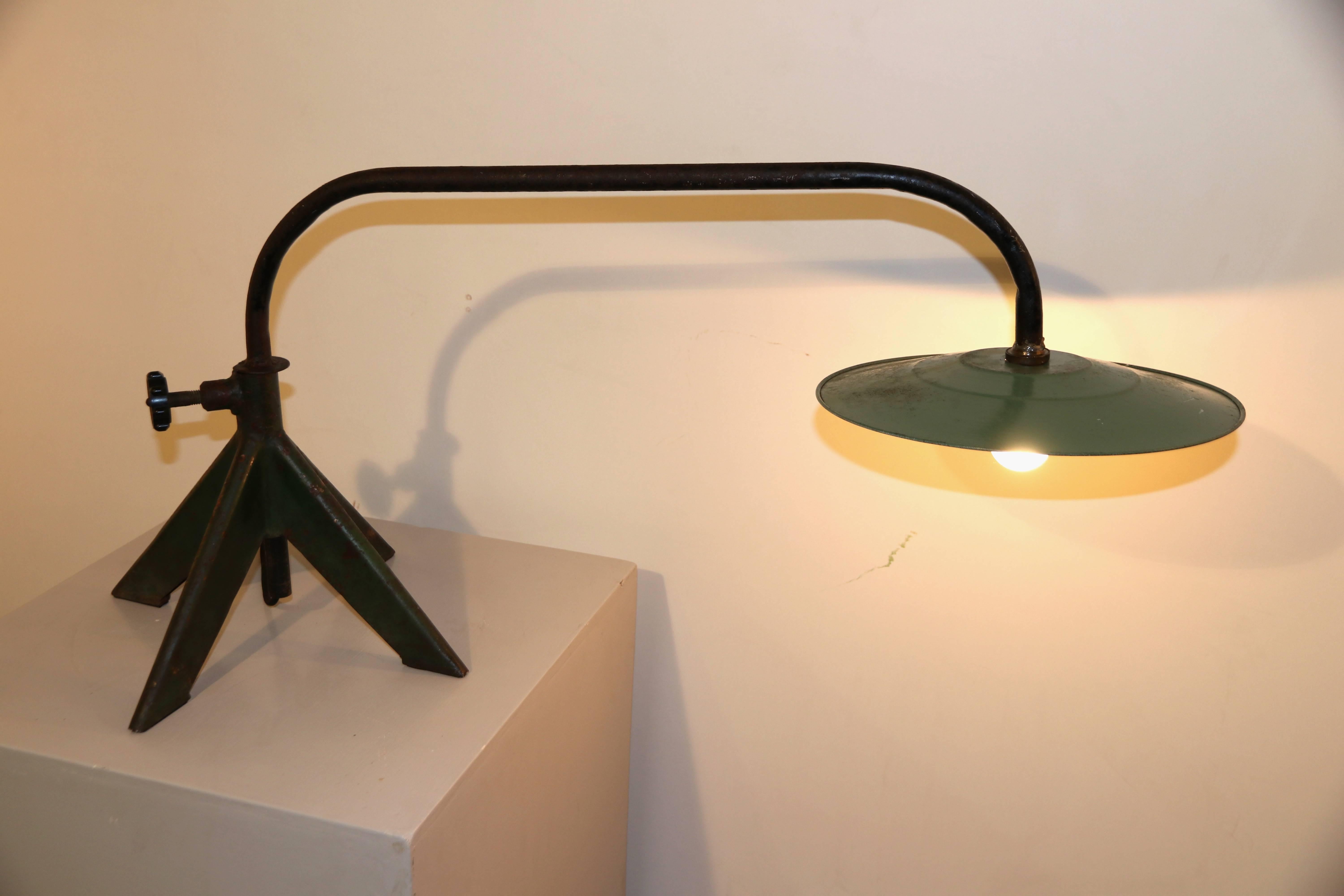 Mid-Century Modern Industrial Swivelling Table Lamp by Jean Prouvé For Sale