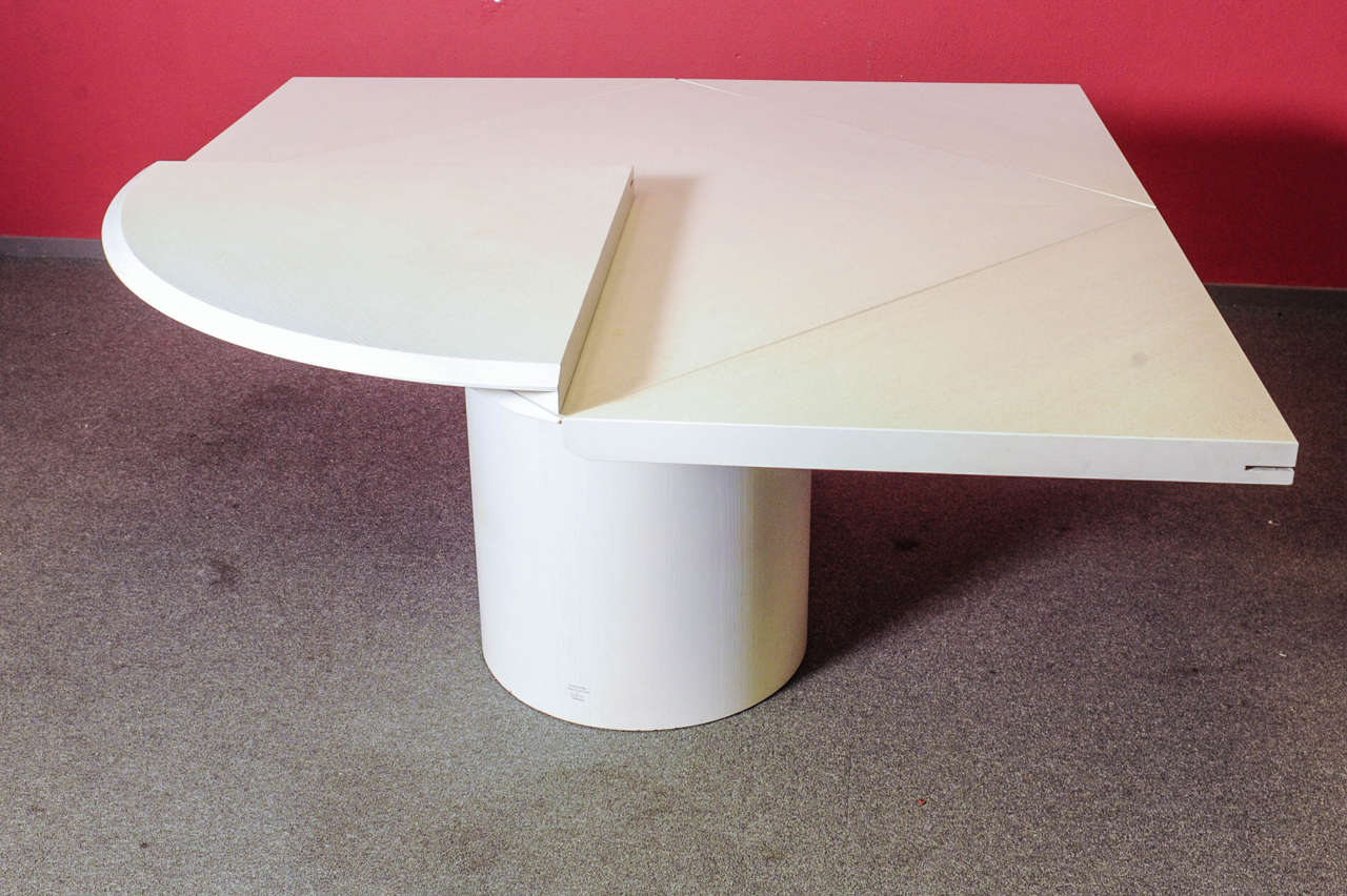 quadrondo dining table