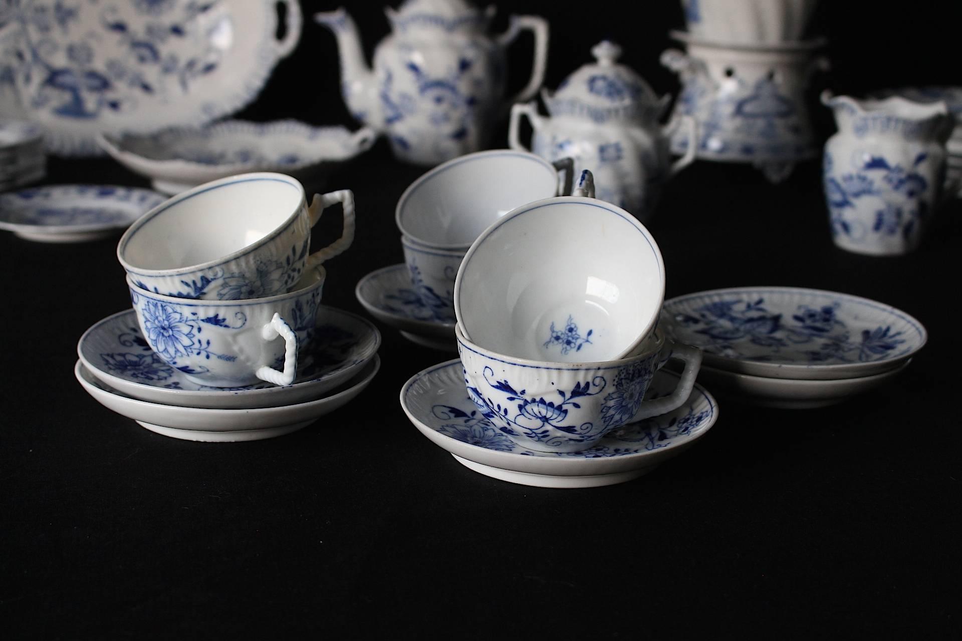 Dutch Rare 43 Pieces Louis Regout Maastricht Porcelain Coffee and Tea Service