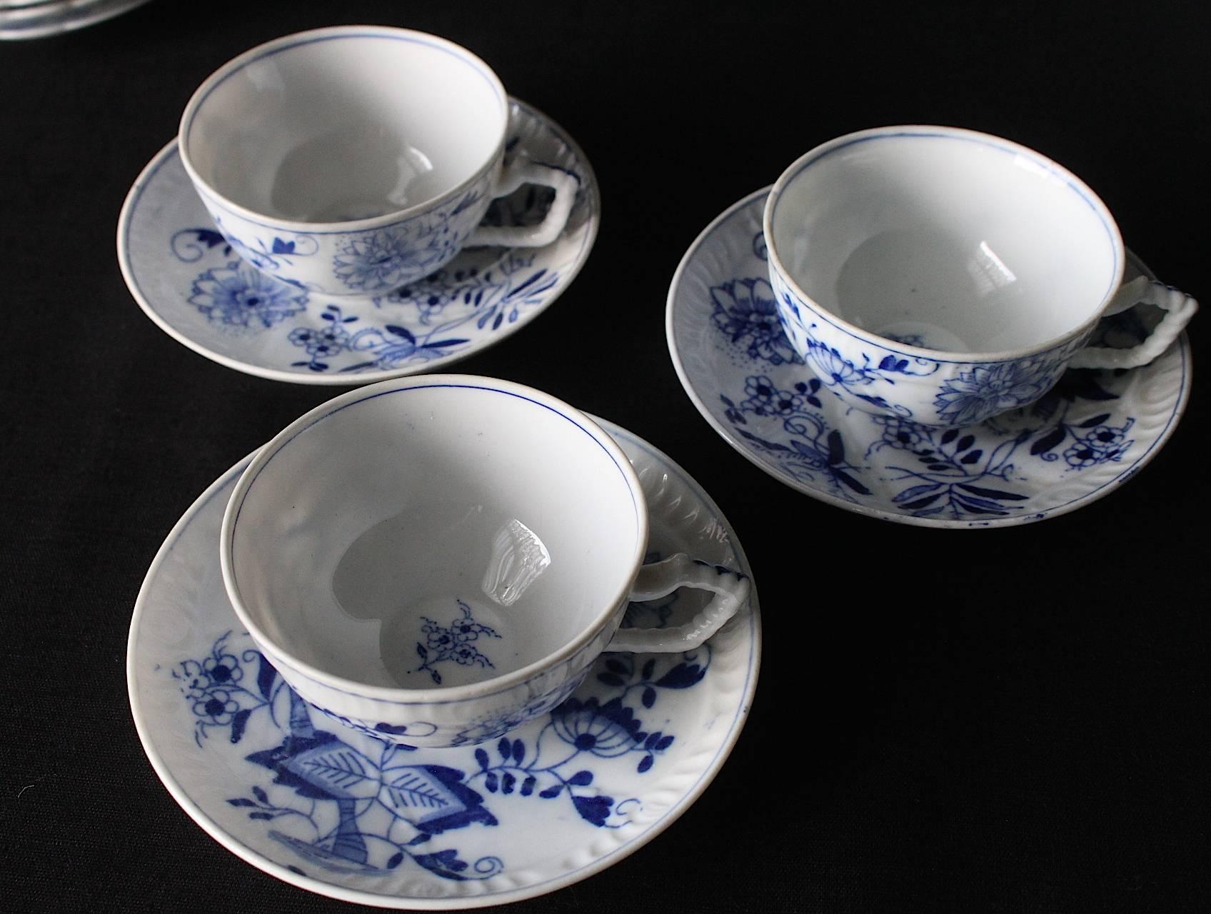 Late 19th Century Rare 43 Pieces Louis Regout Maastricht Porcelain Coffee and Tea Service