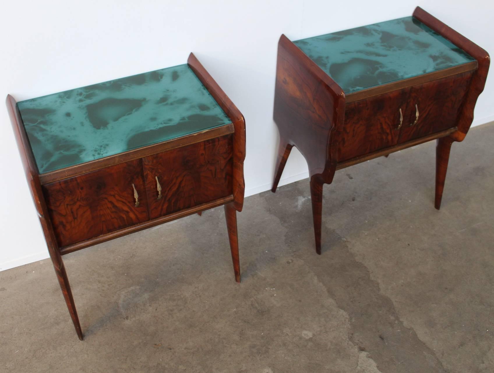 Pair of Nightstands Attributed to Vittorio Dassi In Excellent Condition In Amsterdam, NL