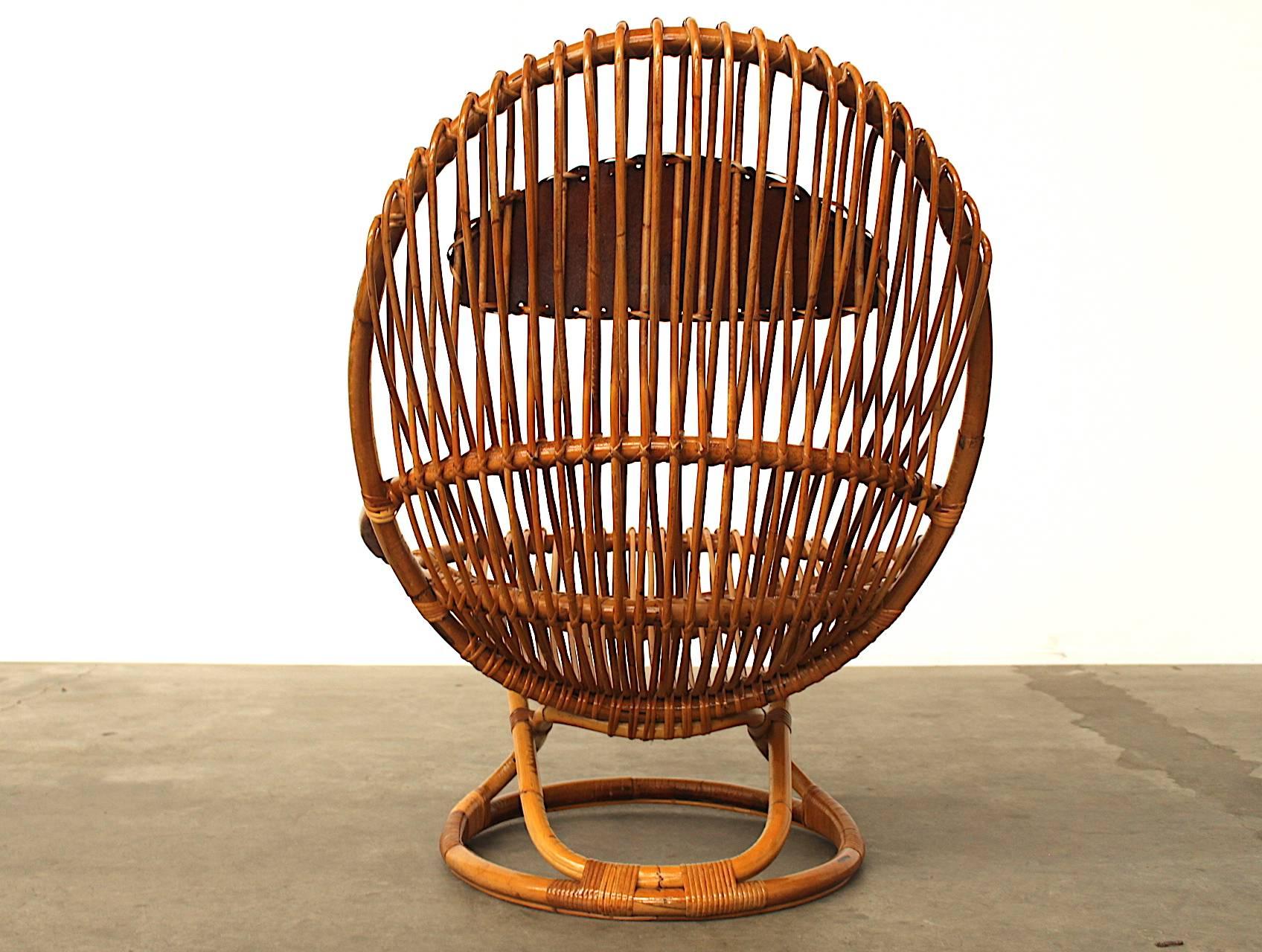 Italian Giovanni Travasa for Bonacina Wicker Easy Chair, circa 1950 For Sale