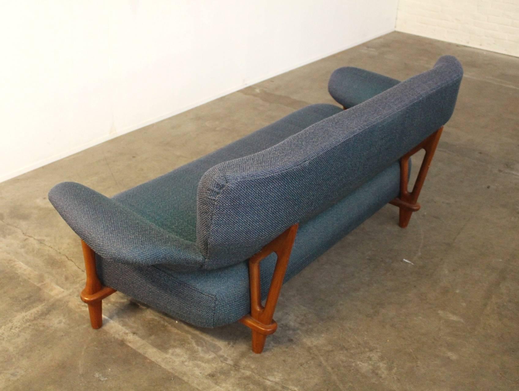 Mid-20th Century Rare Three-Seat Sofa Model 109 by Theo Ruth for Artifort, Dutch Design, 1950s For Sale