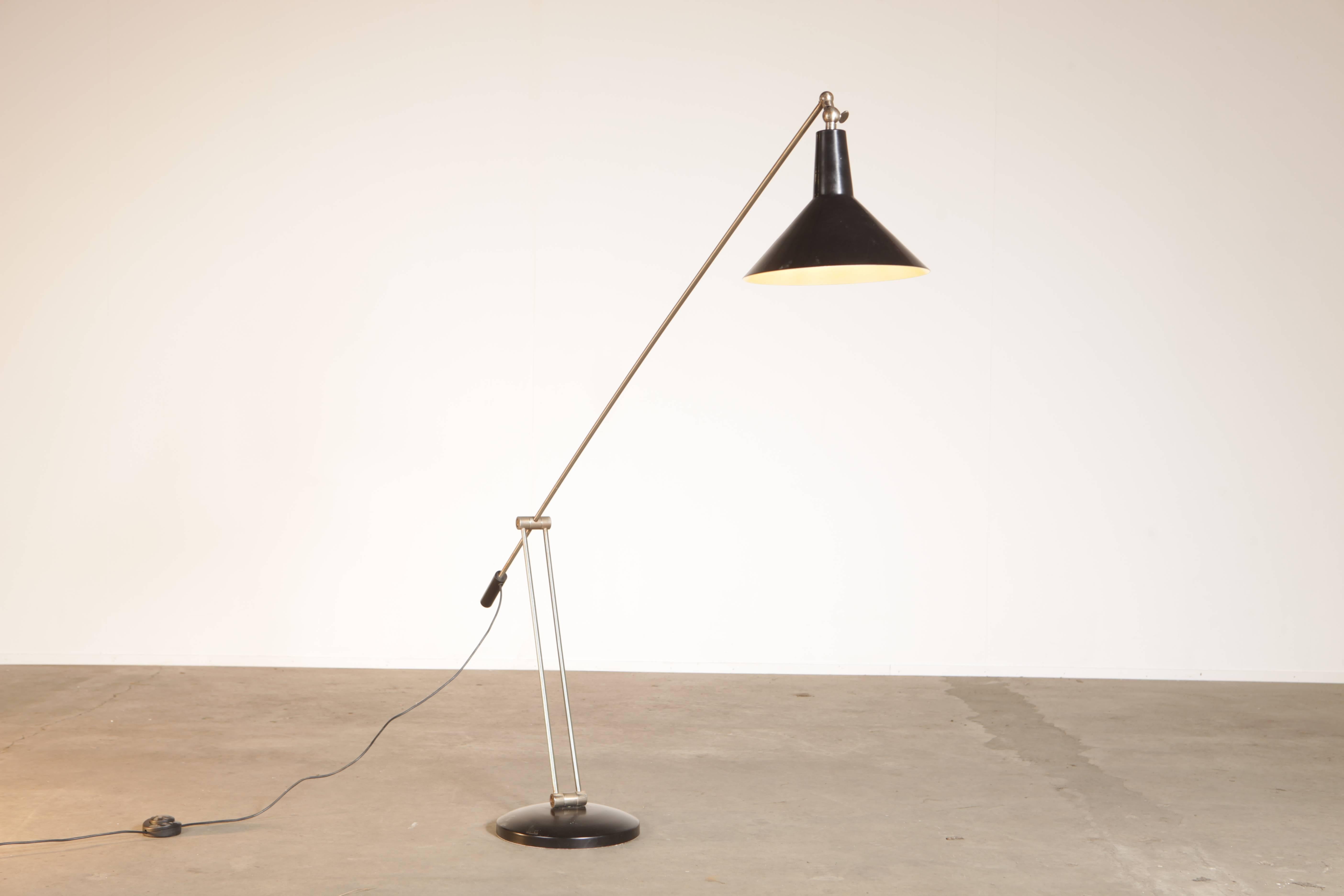 Beautiful large jack-knife shaped floor lamp by J.J.M. Hoogervorst for the Dutch light manufacturer Anvia. This is a very elegant and rare model from the early 1950s.