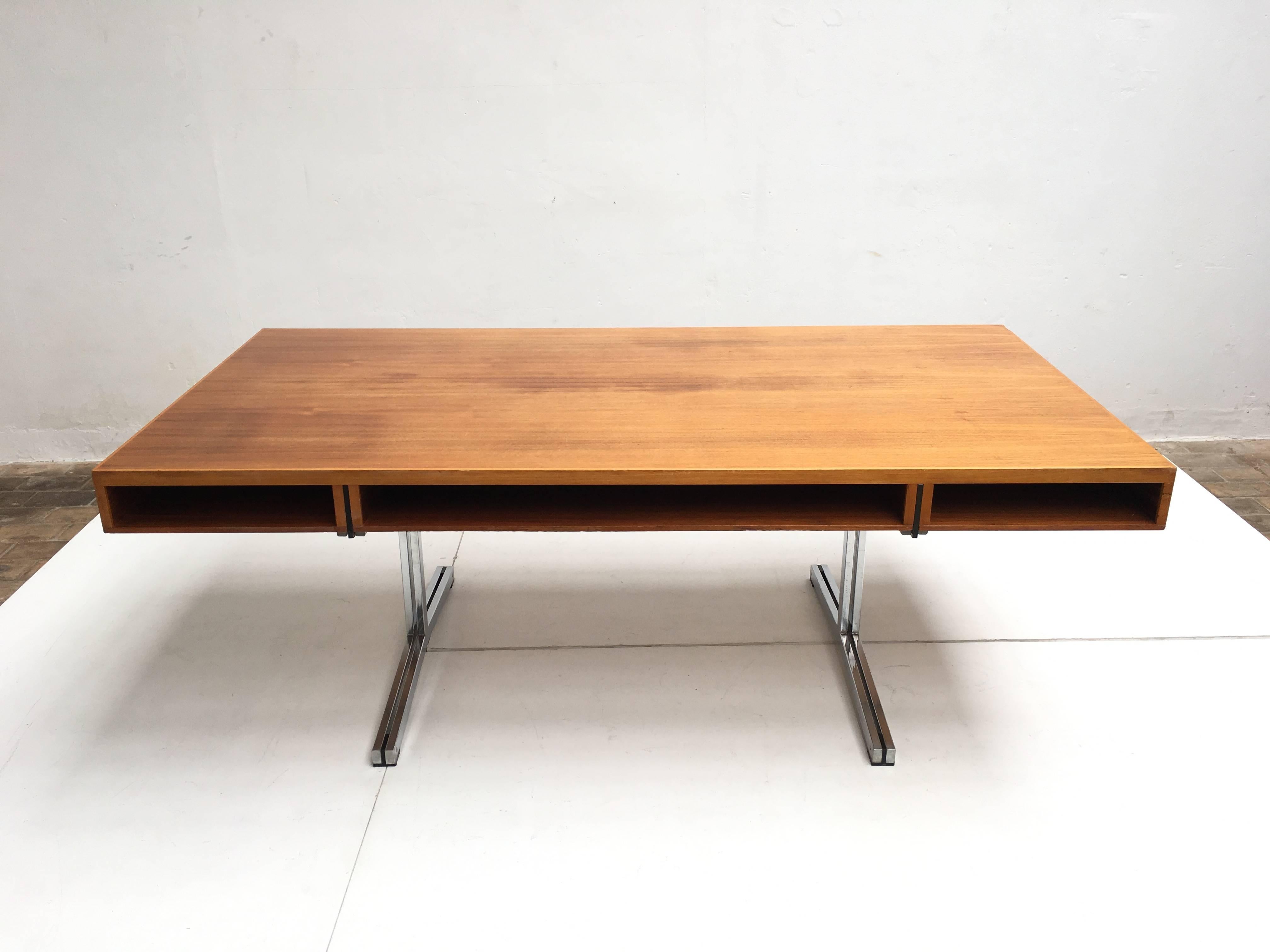 Mid-20th Century Elegant Executive Desk by Theo Tempelman for AP Originals, Netherlands, 1960s