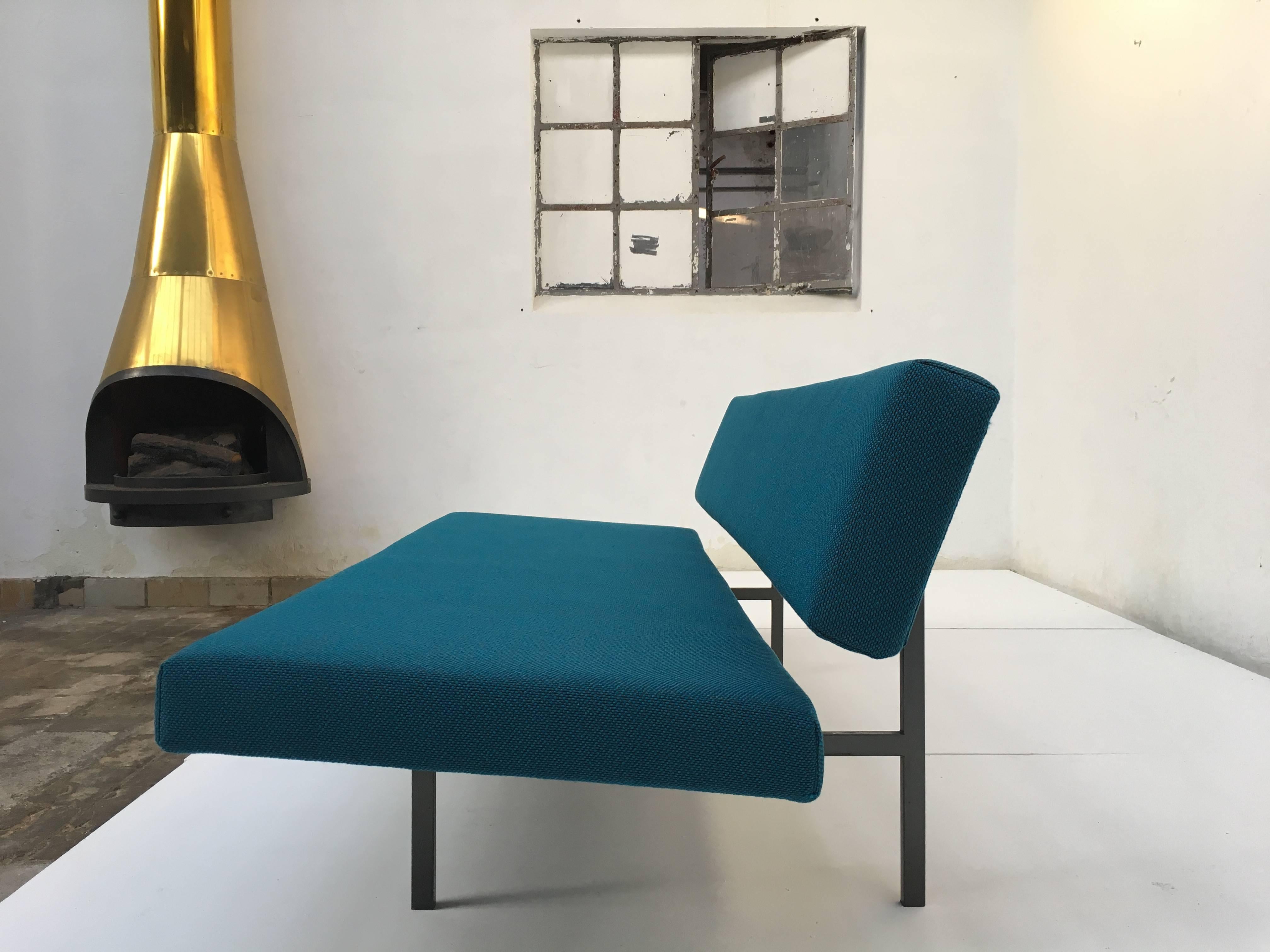 Mid-Century Modern 1960s Gijs Van Der Sluis Sleeping Sofa with New De Ploeg Upholstery
