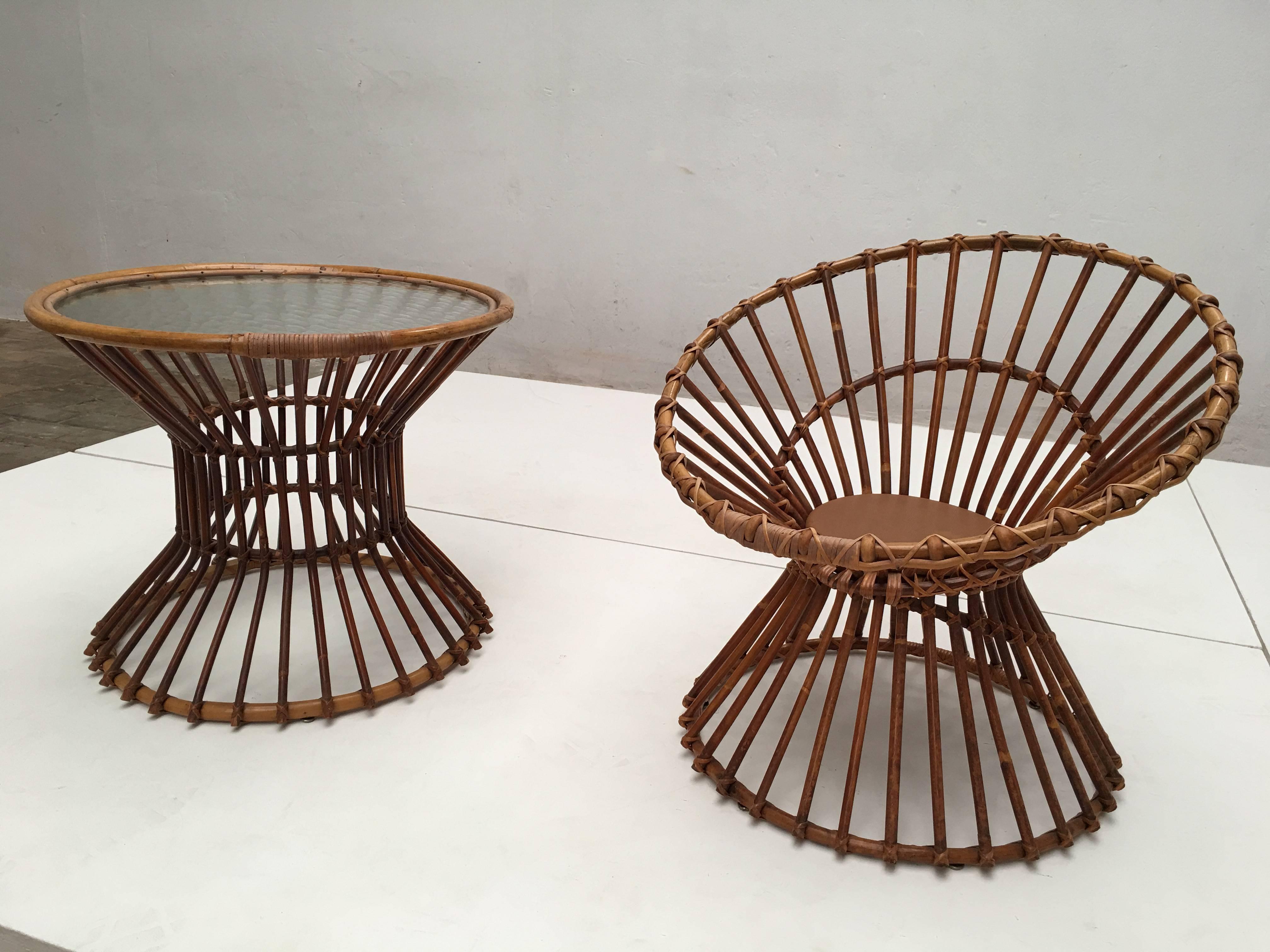 Mid-Century Modern Modernist 1950s Rattan Table and Chair by Rohe Noordwolde the Netherlands For Sale