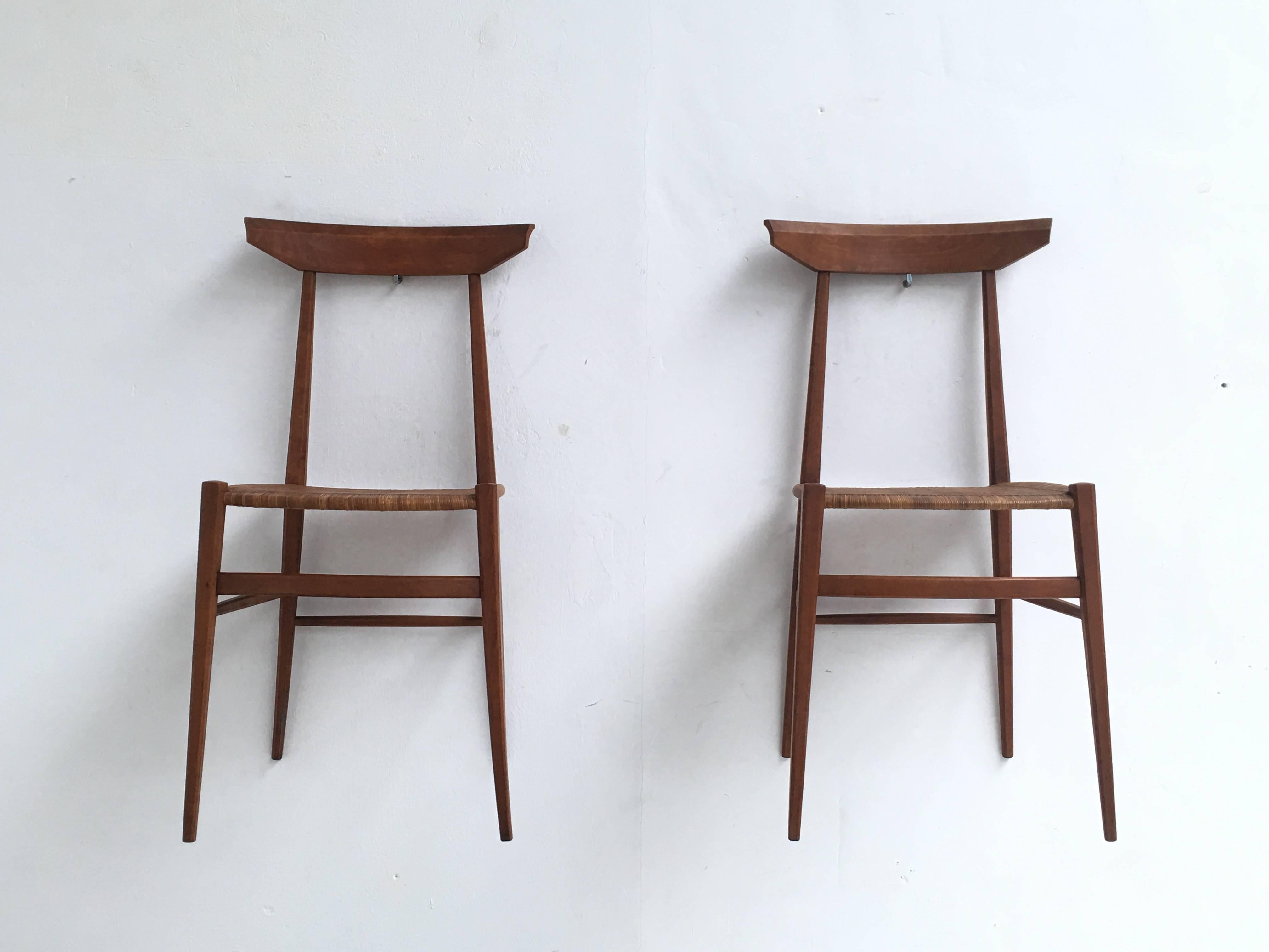 Mid-Century Modern Pair of 1950s Gio Ponti Influenced Modernist Chiavari Side Chairs