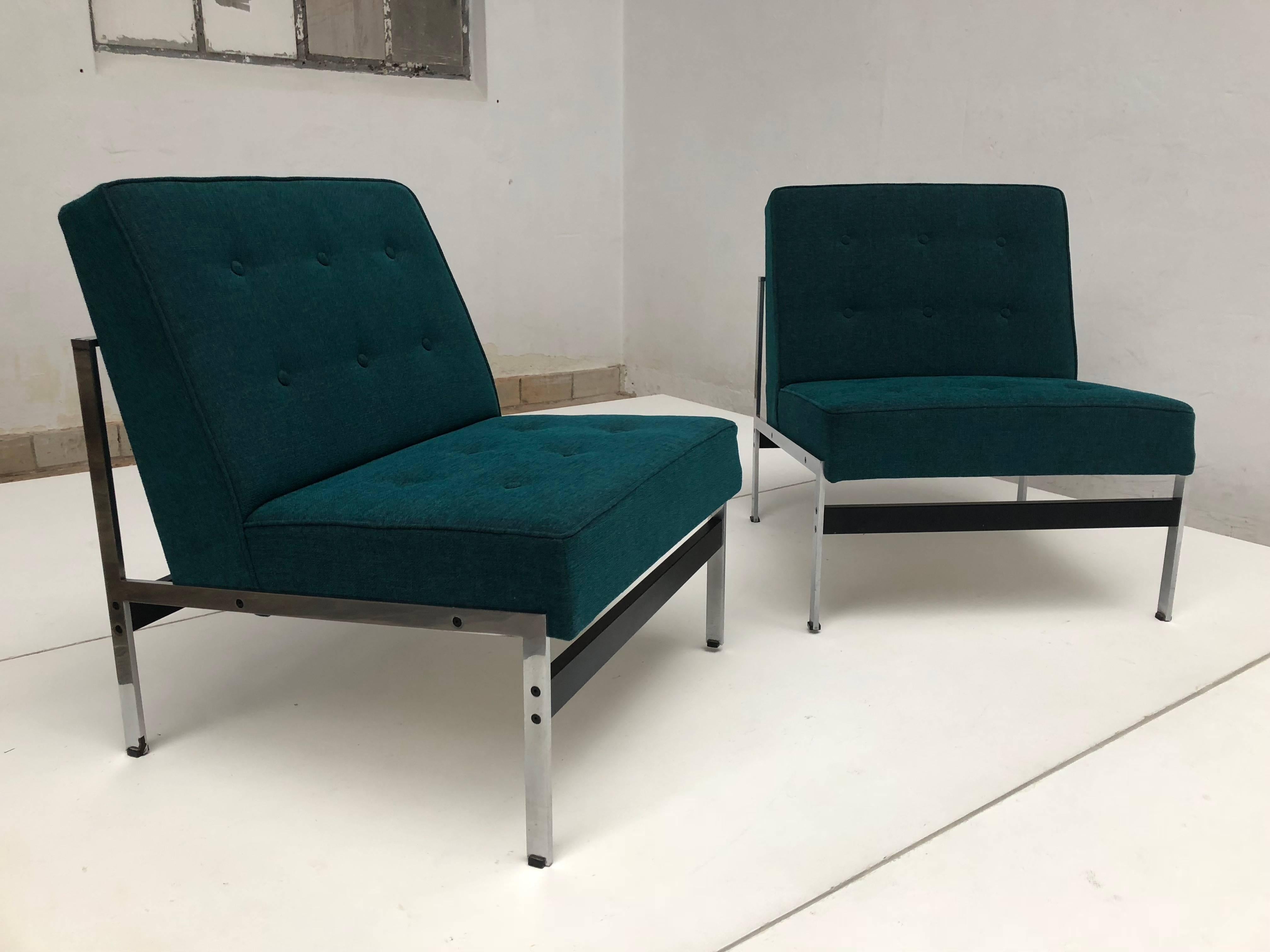 Acier Rare paire de chaises longues020, Kho Liang Ie pour Artifort aux Pays-Bas, 1958 en vente