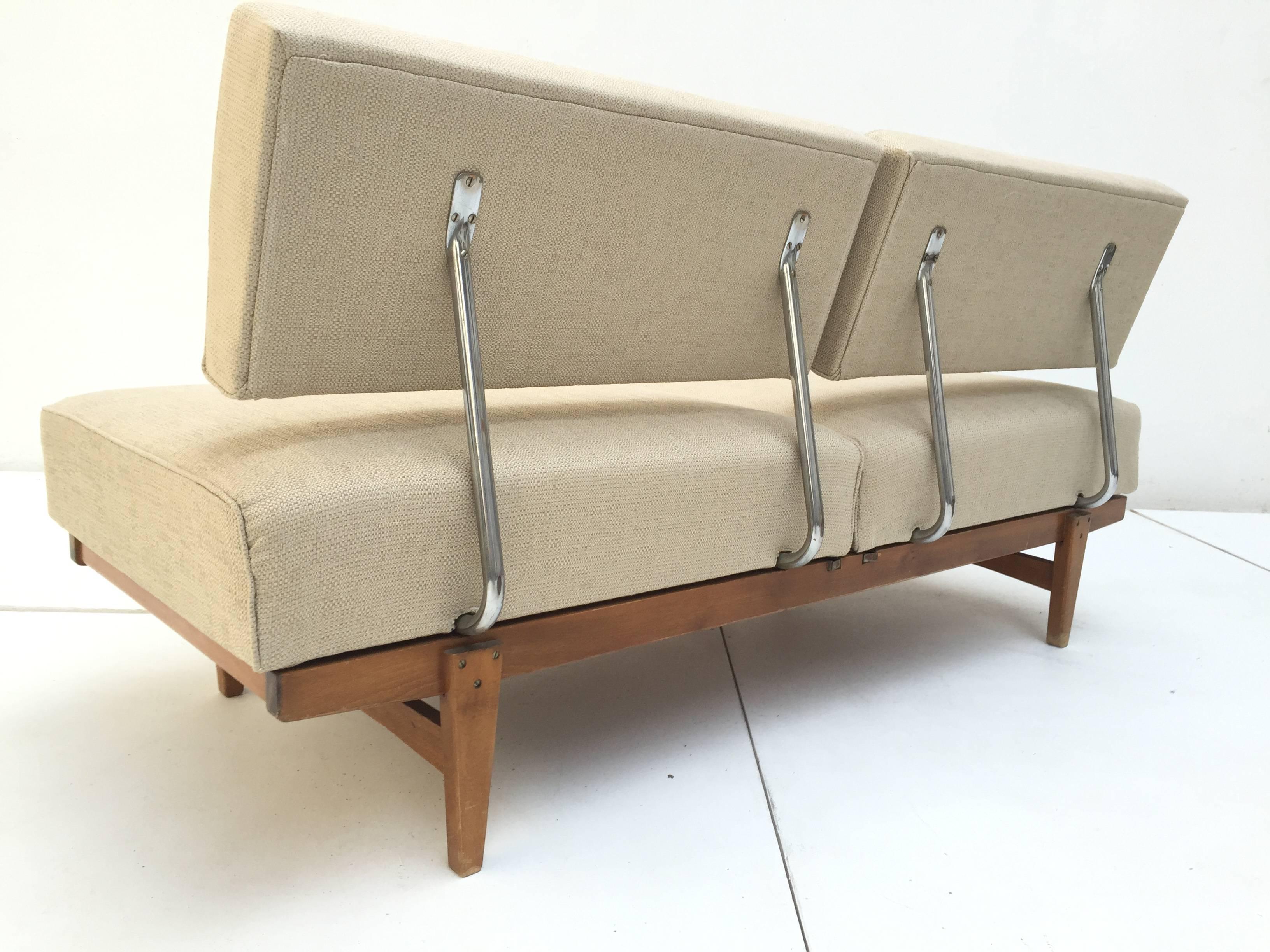1950s Magic Day Bed Sofa Model Stella (no. 5920) By Wilhelm Knoll Germany In Good Condition In bergen op zoom, NL