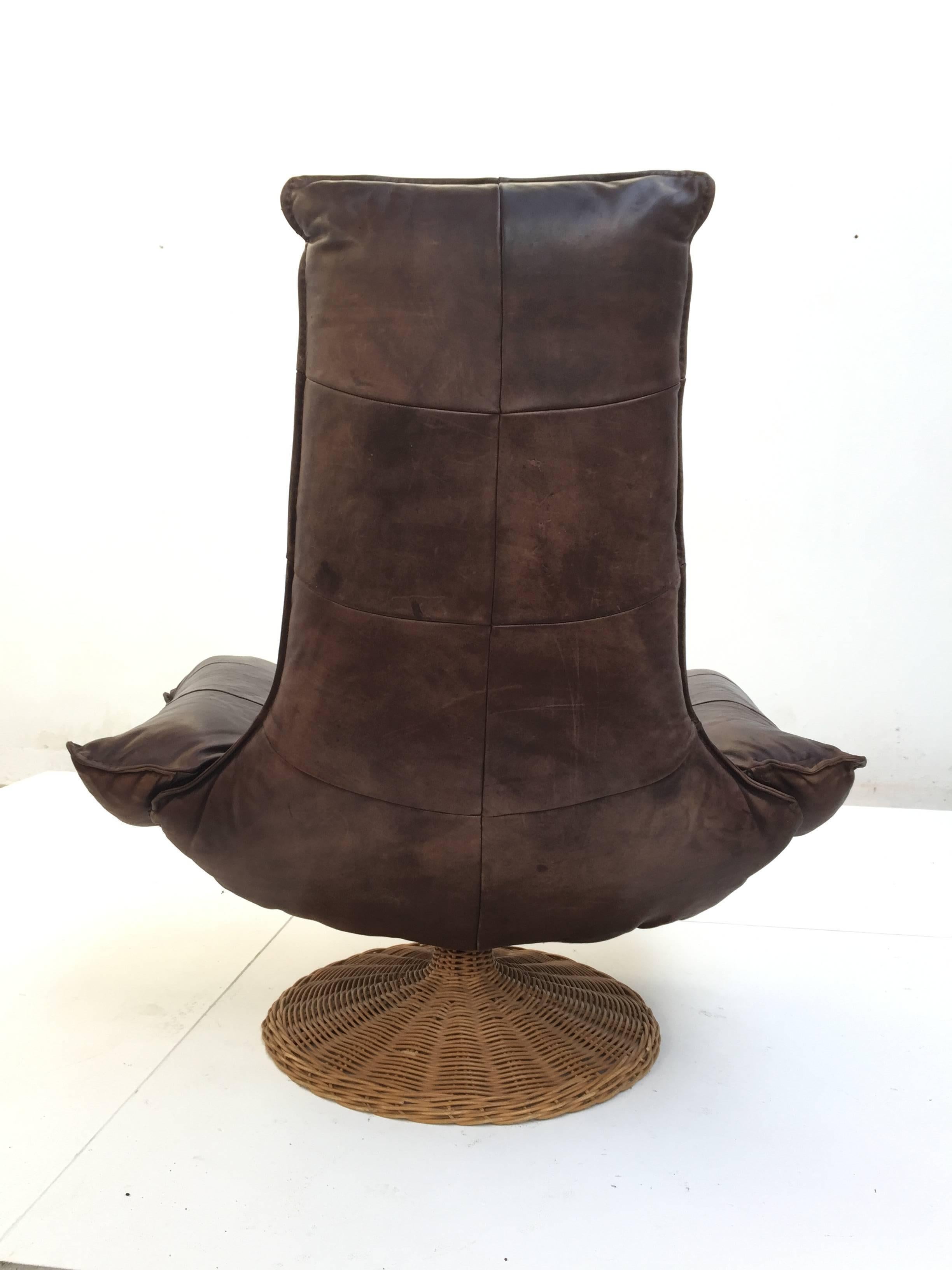 Monumental Leather and Rattan Lounge Chair by Gerard Van Den Berg for Montis For Sale 1
