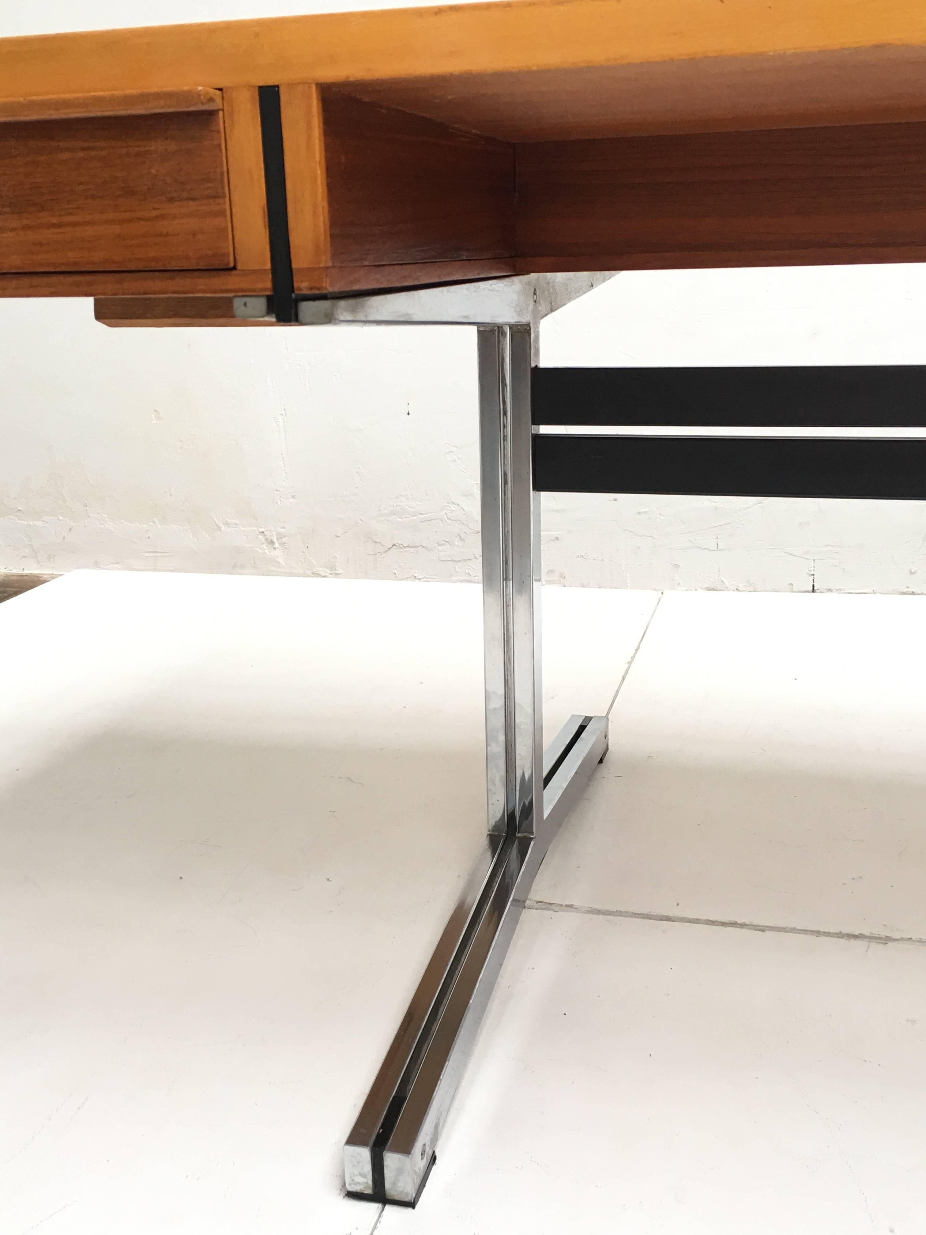 Mid-Century Modern Elegant Executive Desk by Theo Tempelman for AP Originals, Netherlands, 1960s
