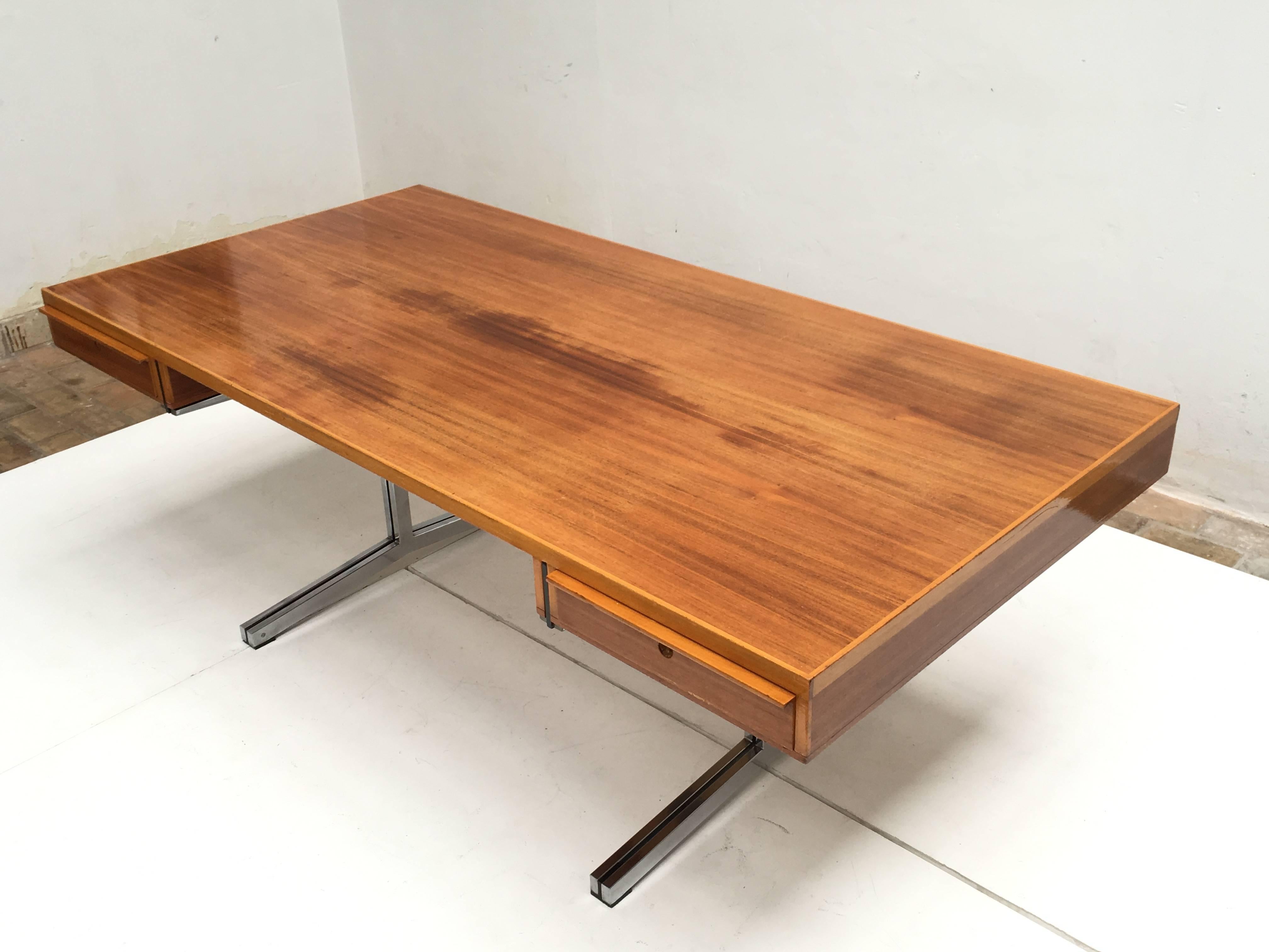 Elegant Executive Desk by Theo Tempelman for AP Originals, Netherlands, 1960s In Good Condition In bergen op zoom, NL