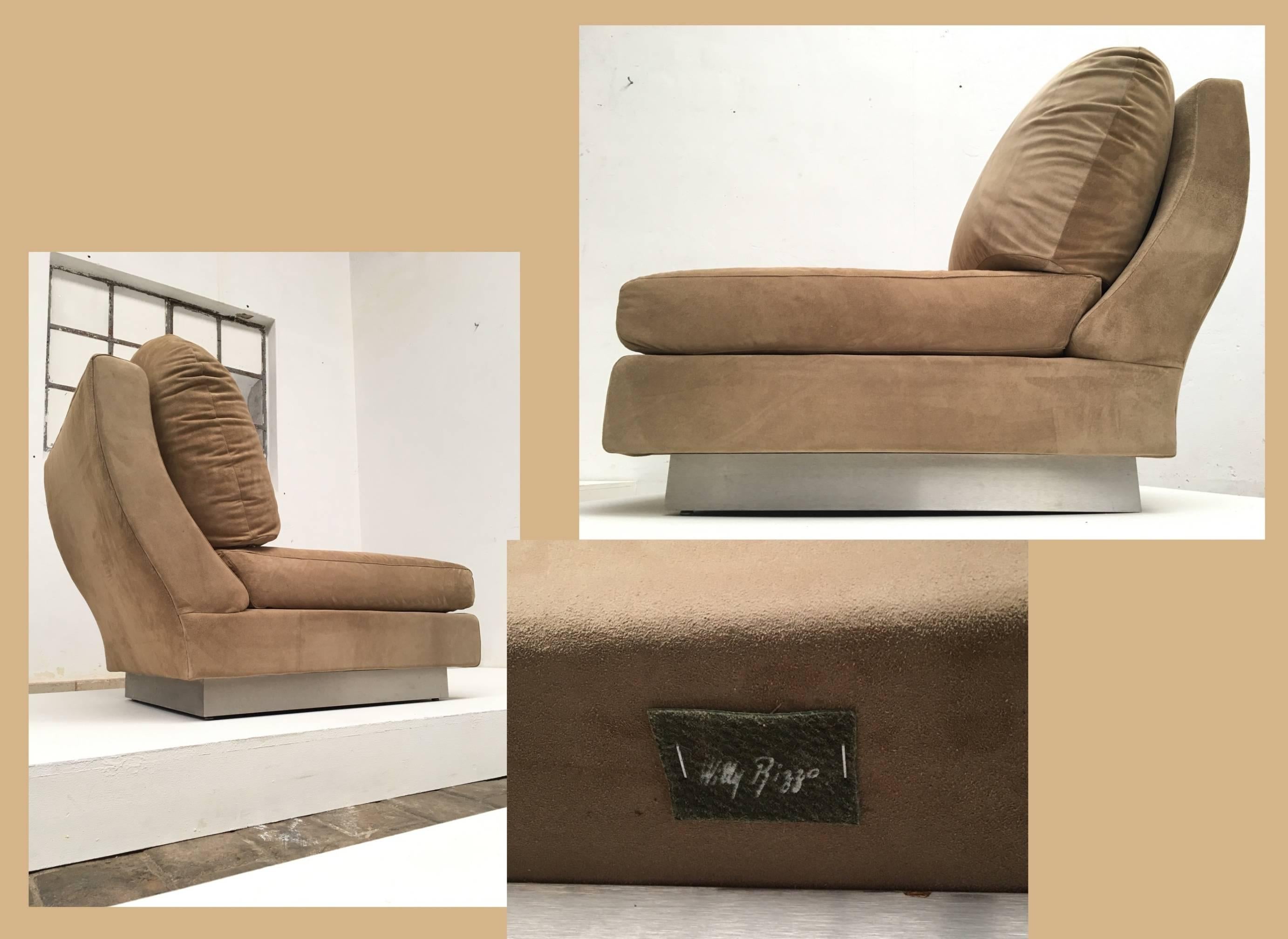 Mid-Century Modern Superb Pair of Suede Willy Rizzo Lounge Chairs, Signed Studio Willy Rizzo, 1969 For Sale