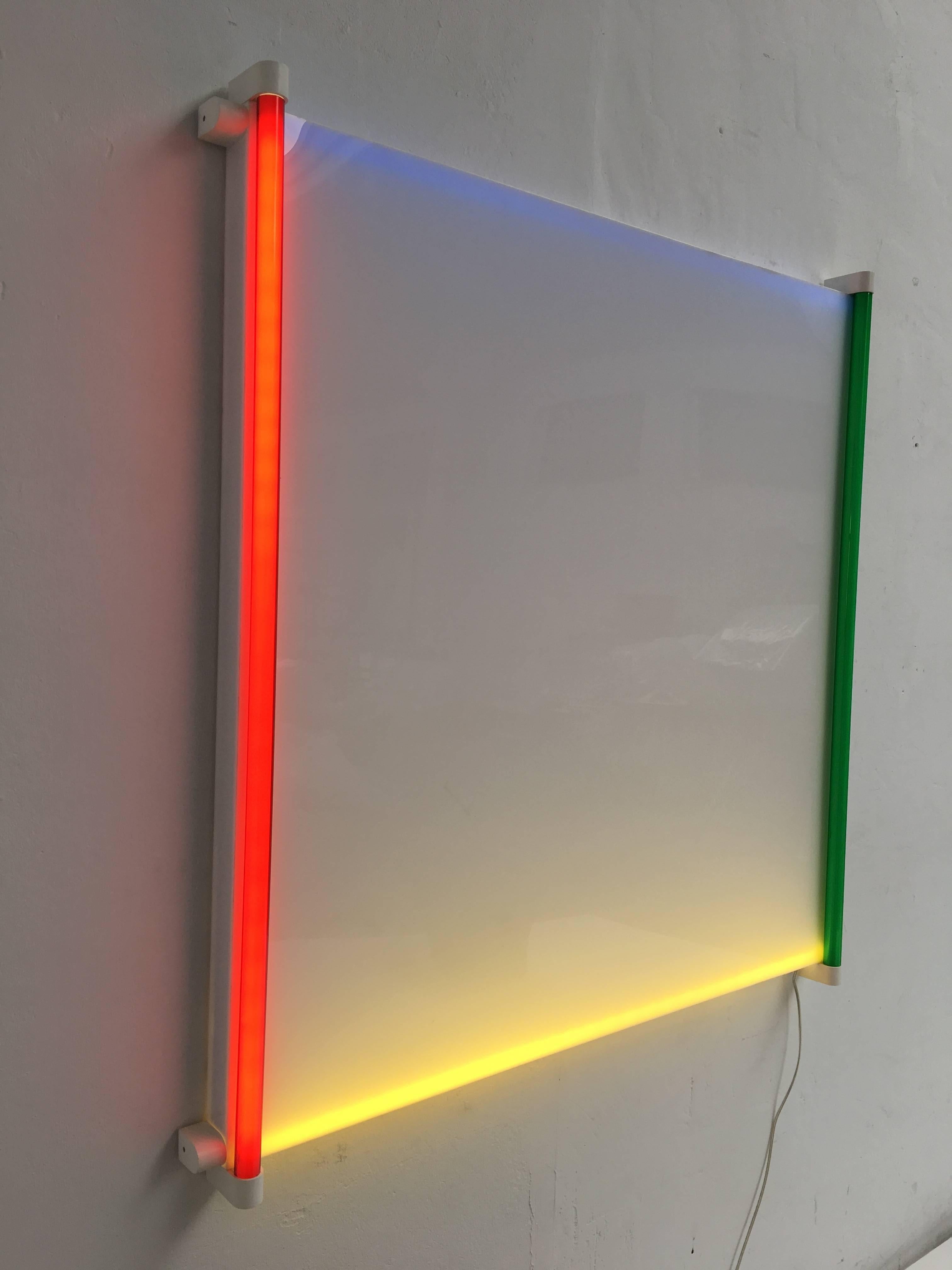 Sehr seltenes Lichtobjekt 'Outline' des niederländischen Minimal-Designers und Architekten Aldo van den Nieuwelaar für Nila Lighting

Seine Entwürfe sind Teil der ständigen Sammlung des Stedelijk Museum Amsterdam und des Museum of Modern Art in New