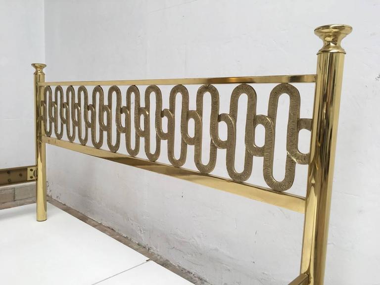 Italian Stunning Brass Sculptural Form Double Bed by Luciano Frigerio, 1970, Italy For Sale
