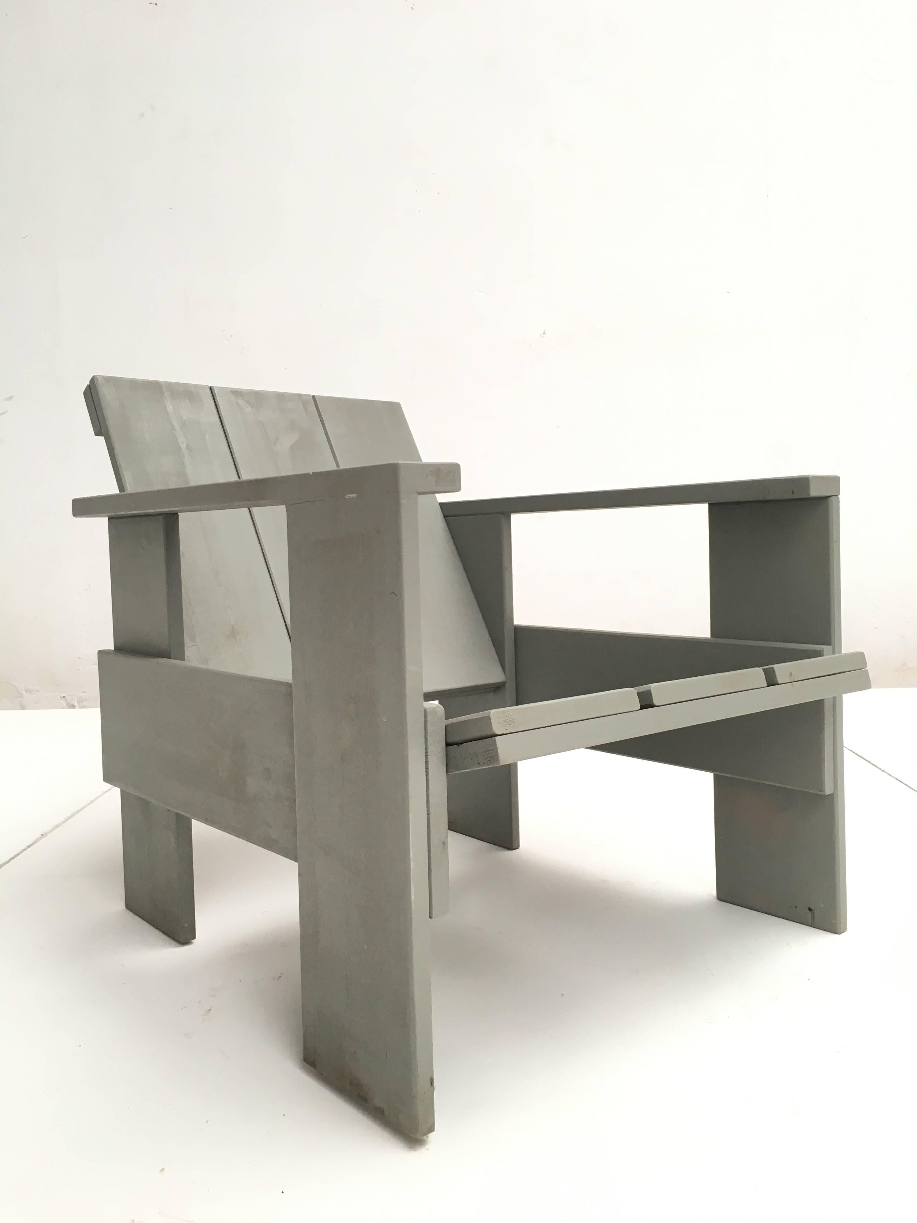 Rietveld put a big stamp on Dutch Design history and still inspires many young students of design and carpenter and woodwork courses to build their own Rietveld chair during their study time

This example was made during the last decade and is not