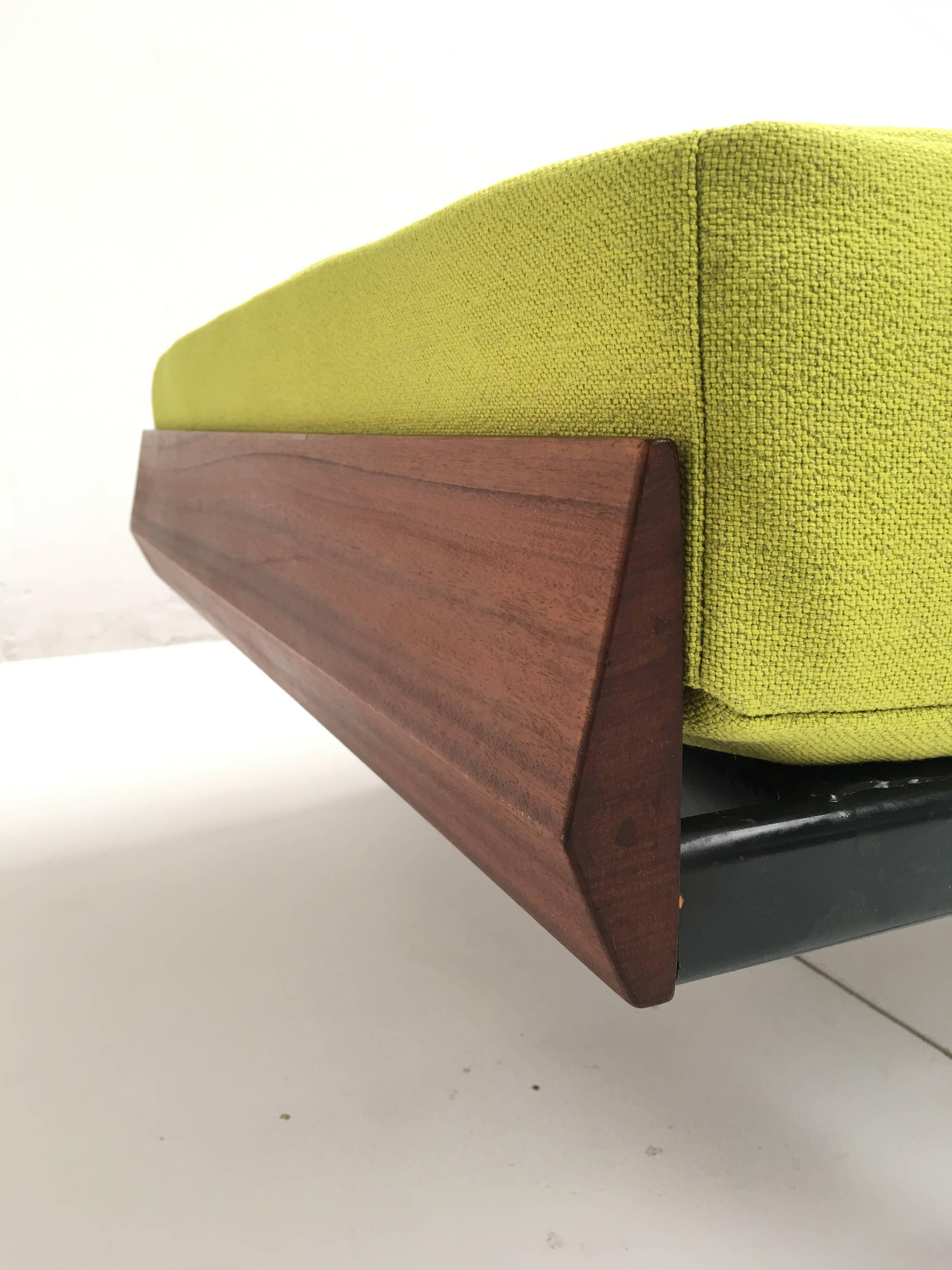 Mid-Century Modern Rare Modernist Daybed Model 165 by A.R. Cordemeijer for Auping The Netherlands