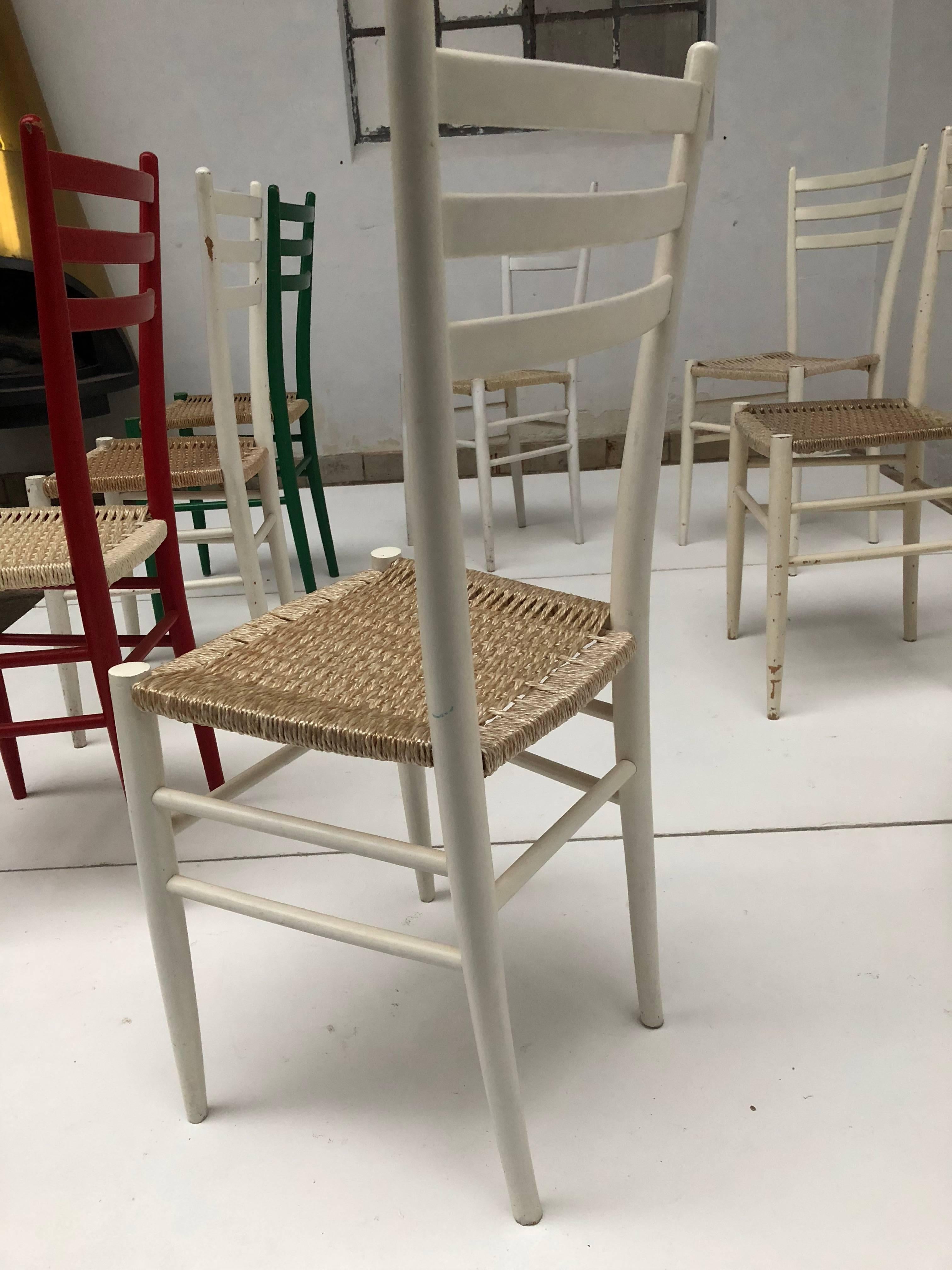 Italian Colorful Set of Eight Vintage Gio Ponti Style Chiavari Chairs, Made in Italy For Sale