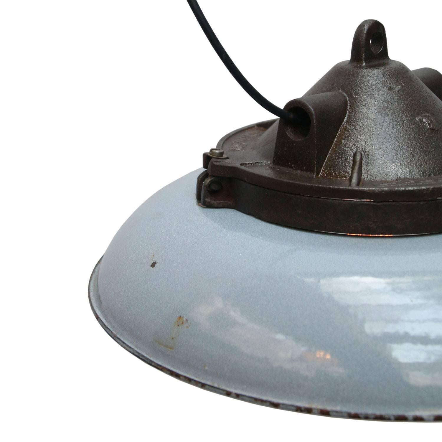 Cast Homi Clear Grey, Industrial Factory Pendant (1x)